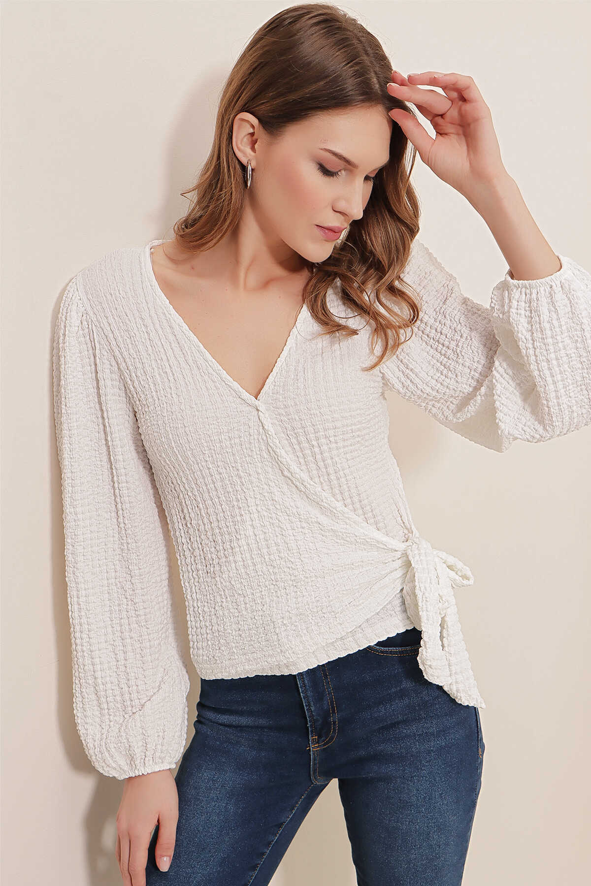 Chic Sweetheart Long Sleeved Top