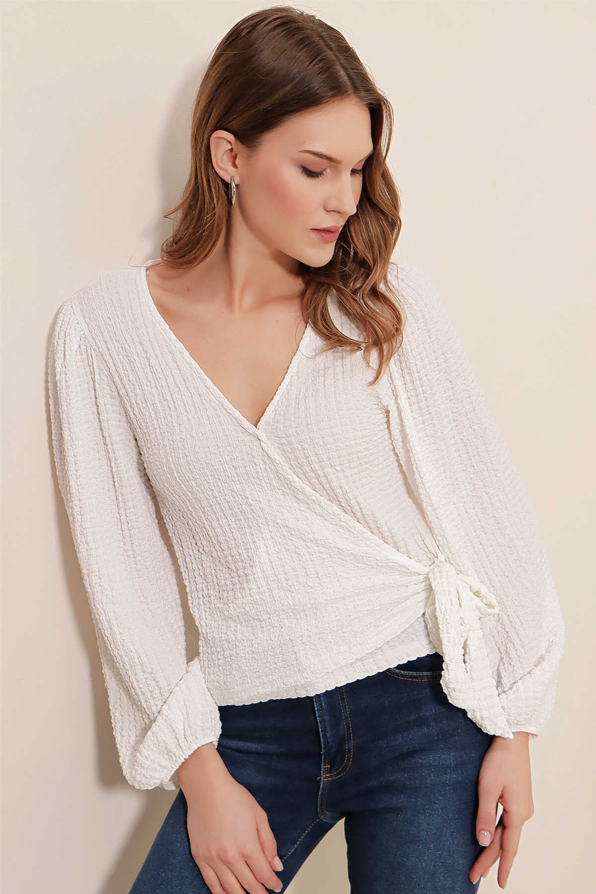 Chic Sweetheart Long Sleeved Top