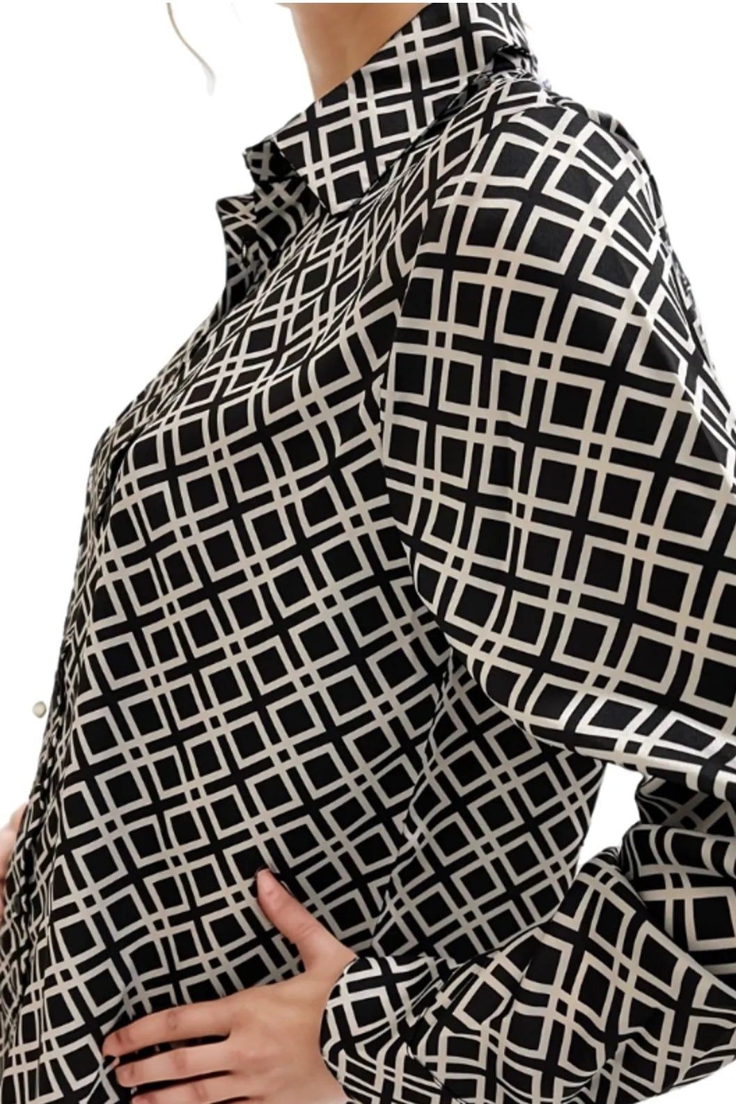 Zwart-wit satijnen overhemd met knoopjes