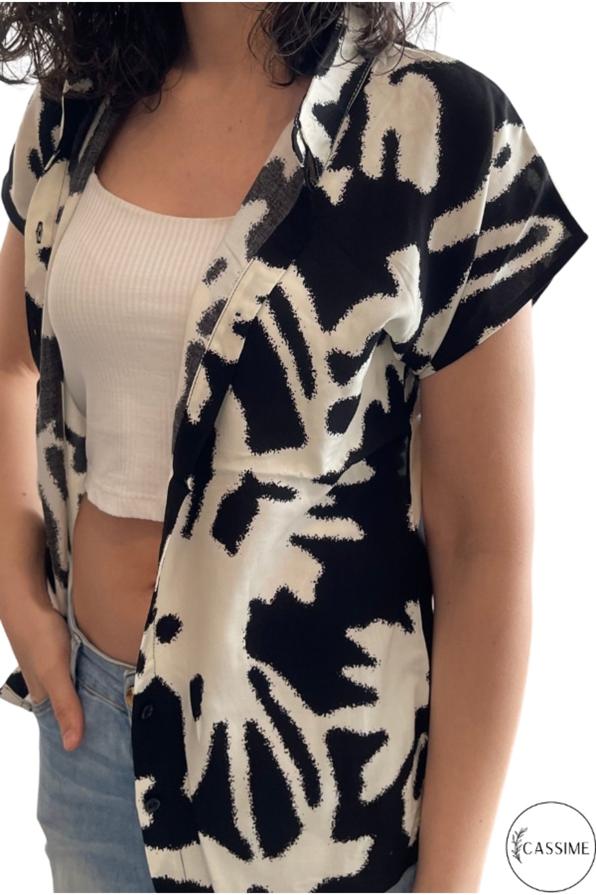Charlotte Women's Short Sleeve Batwing Shirt - Black and White Print