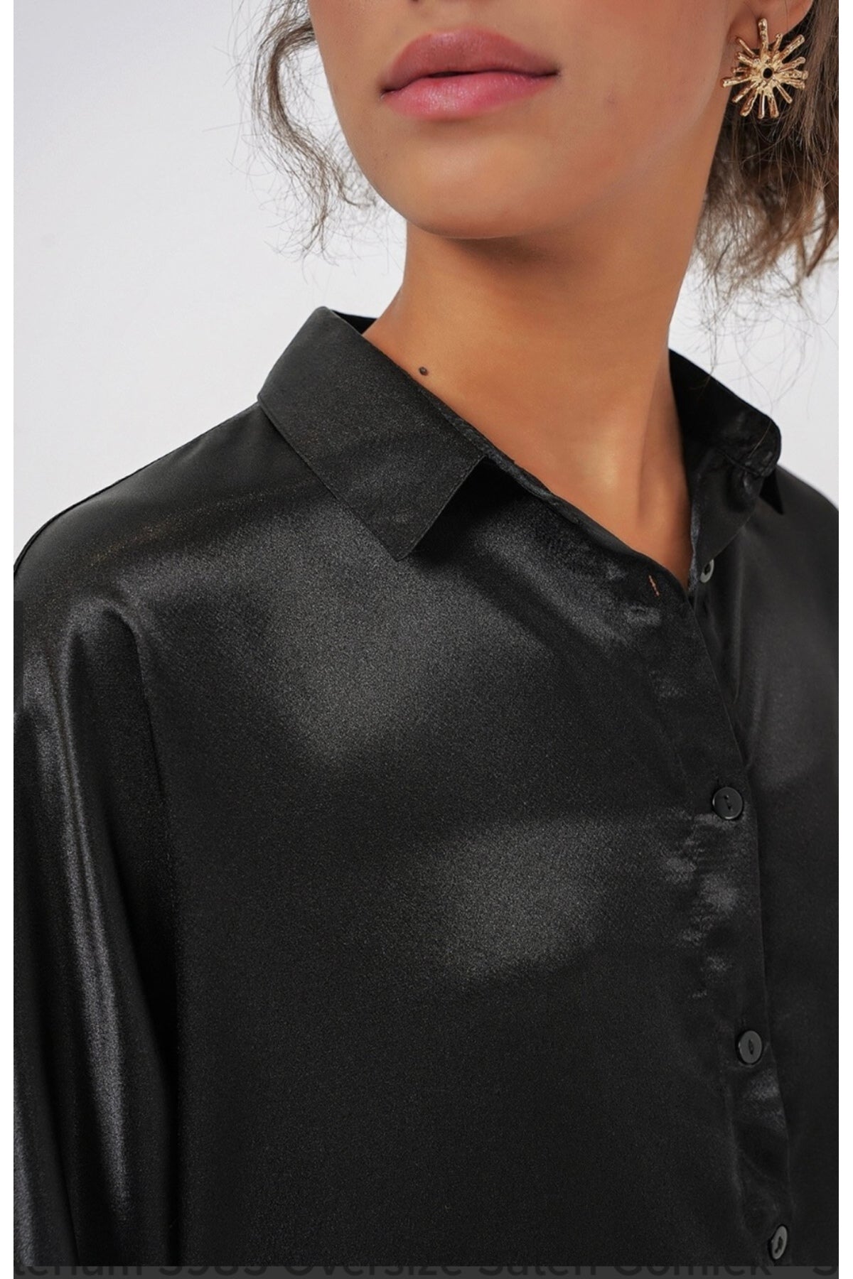 Caroline Women's Relaxed Fit Satin Shirt - Black