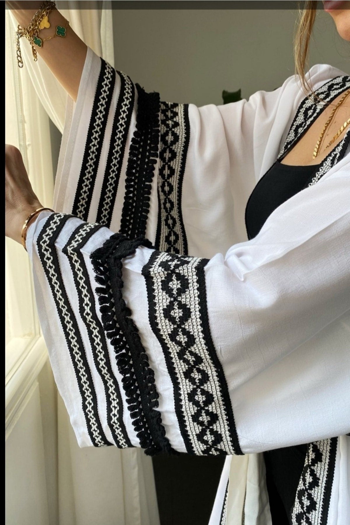 Long White Ethnic Embroidered Kimono