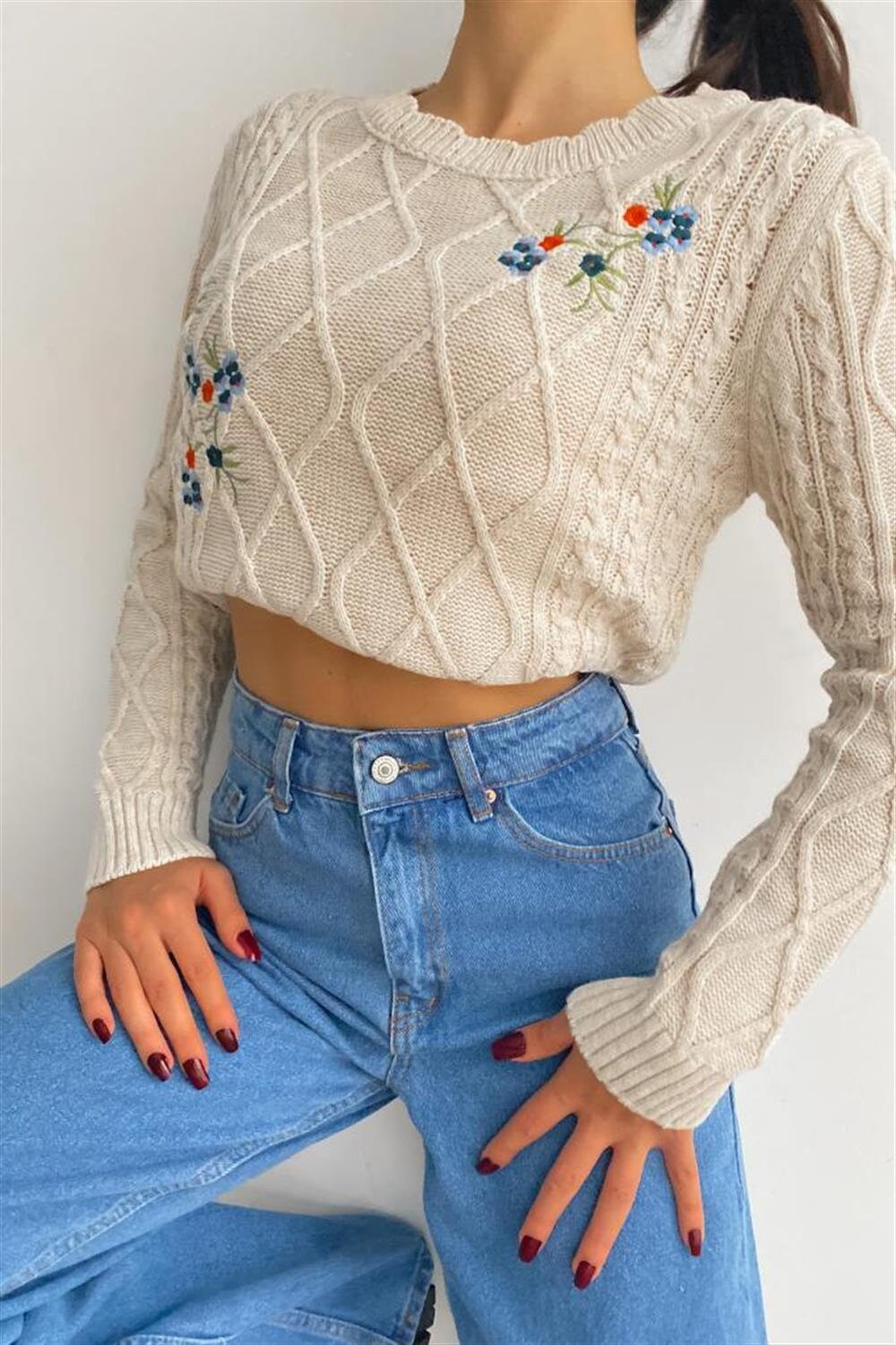 Floral Embroidered Beige Knitted Sweater