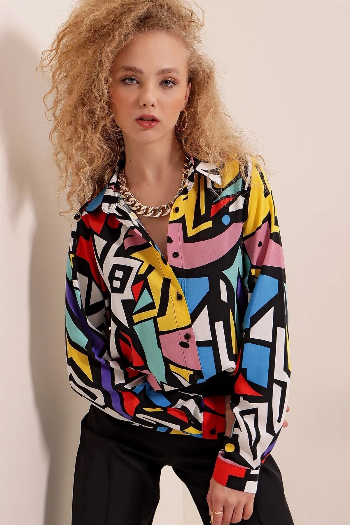 Colorful Geometric Print Blouse