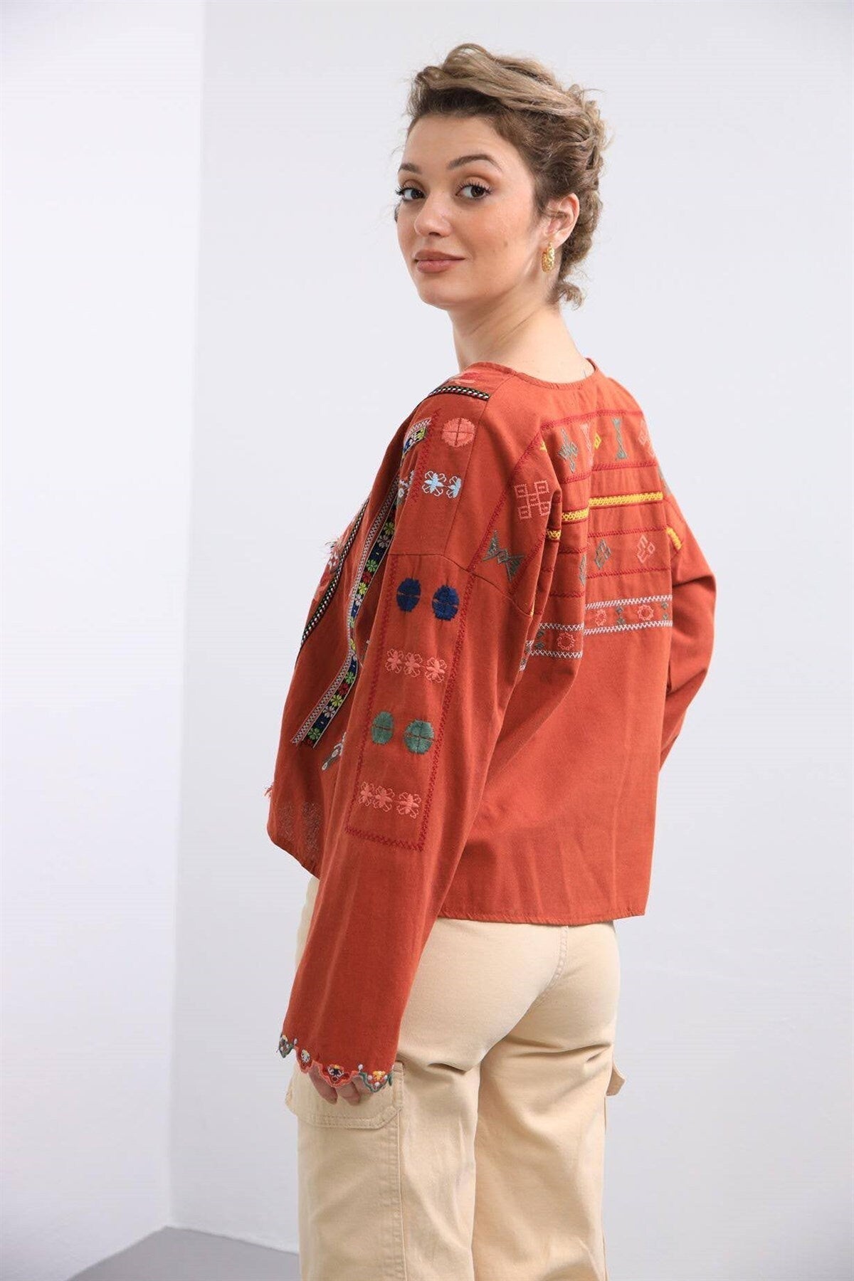 White Ethnic Boho Embroidered Blouse