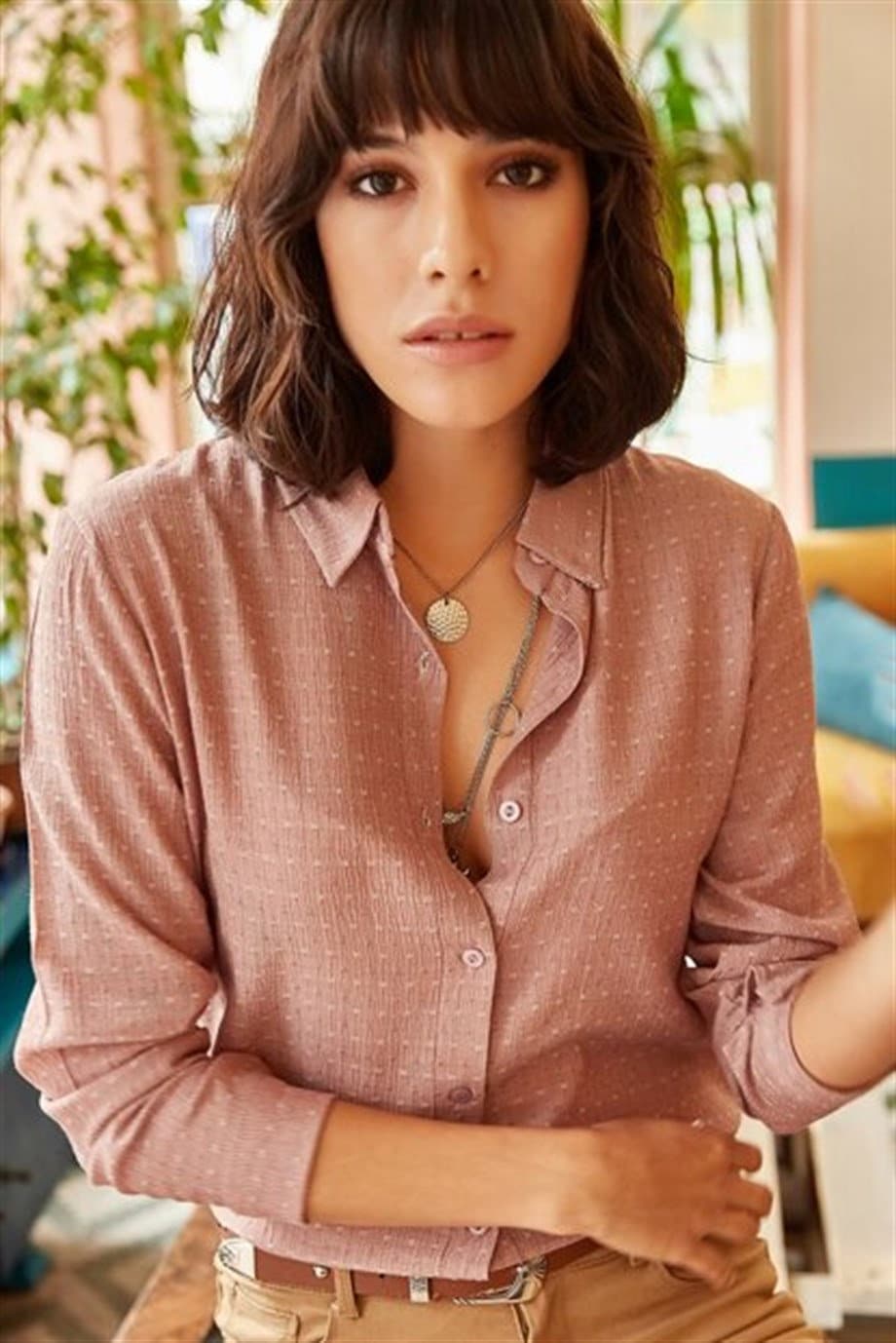 Roze designer overhemd met lange mouwen en knoopjes