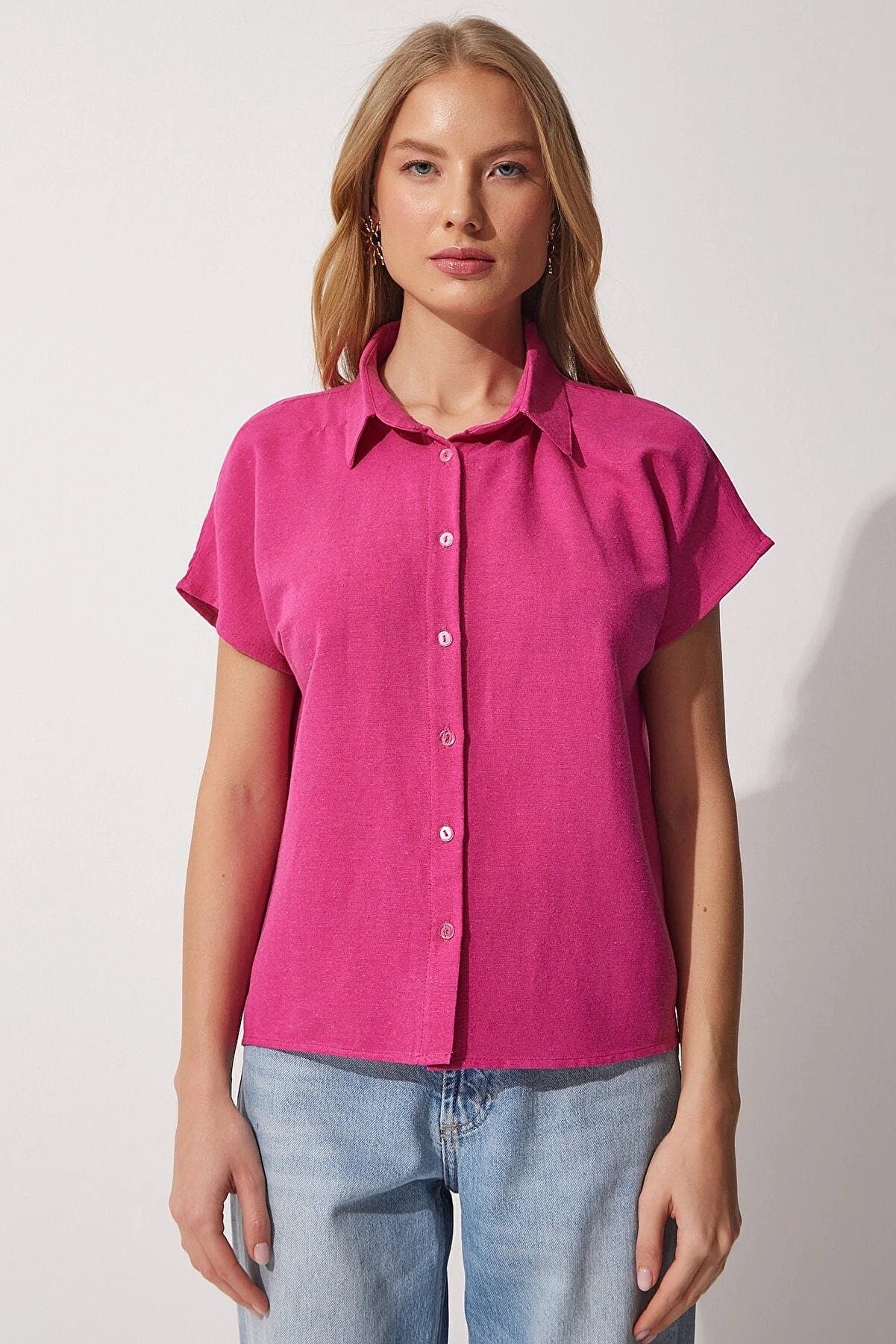 Fuschia Linen Short Sleeve Button-Down Shirt