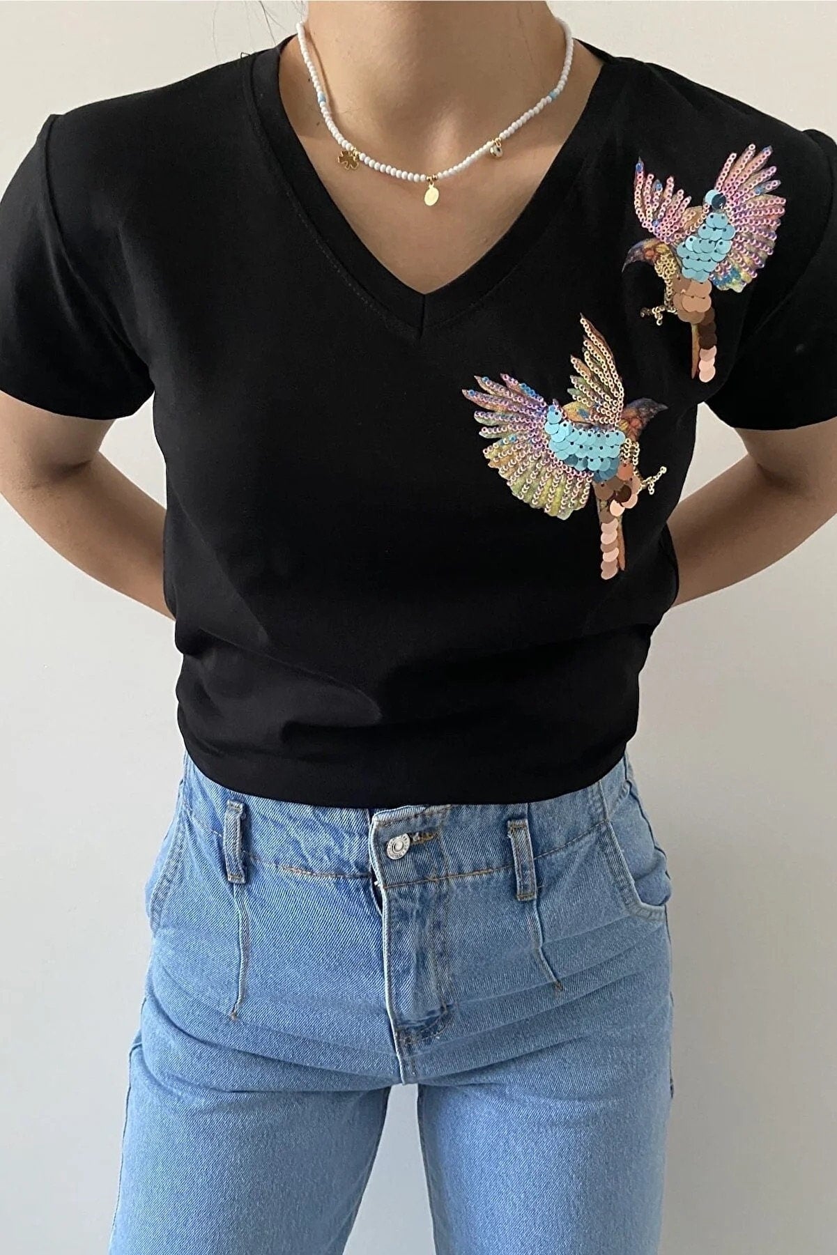 Katoenen T-shirt met korte mouwen en geborduurde vogel - Zwart