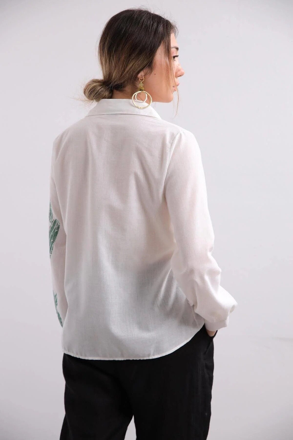 Frida Kahlo Print Blouse