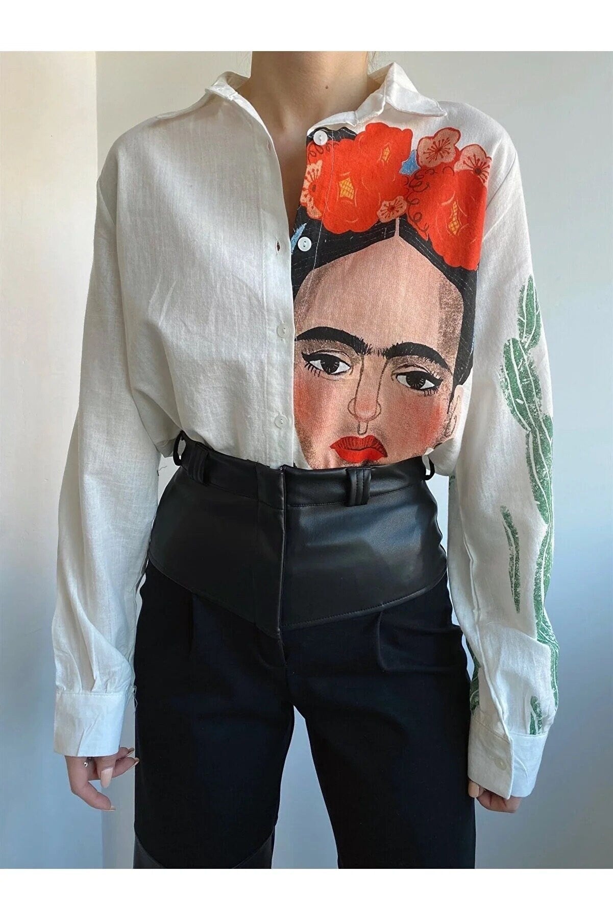 Frida Kahlo Print Blouse