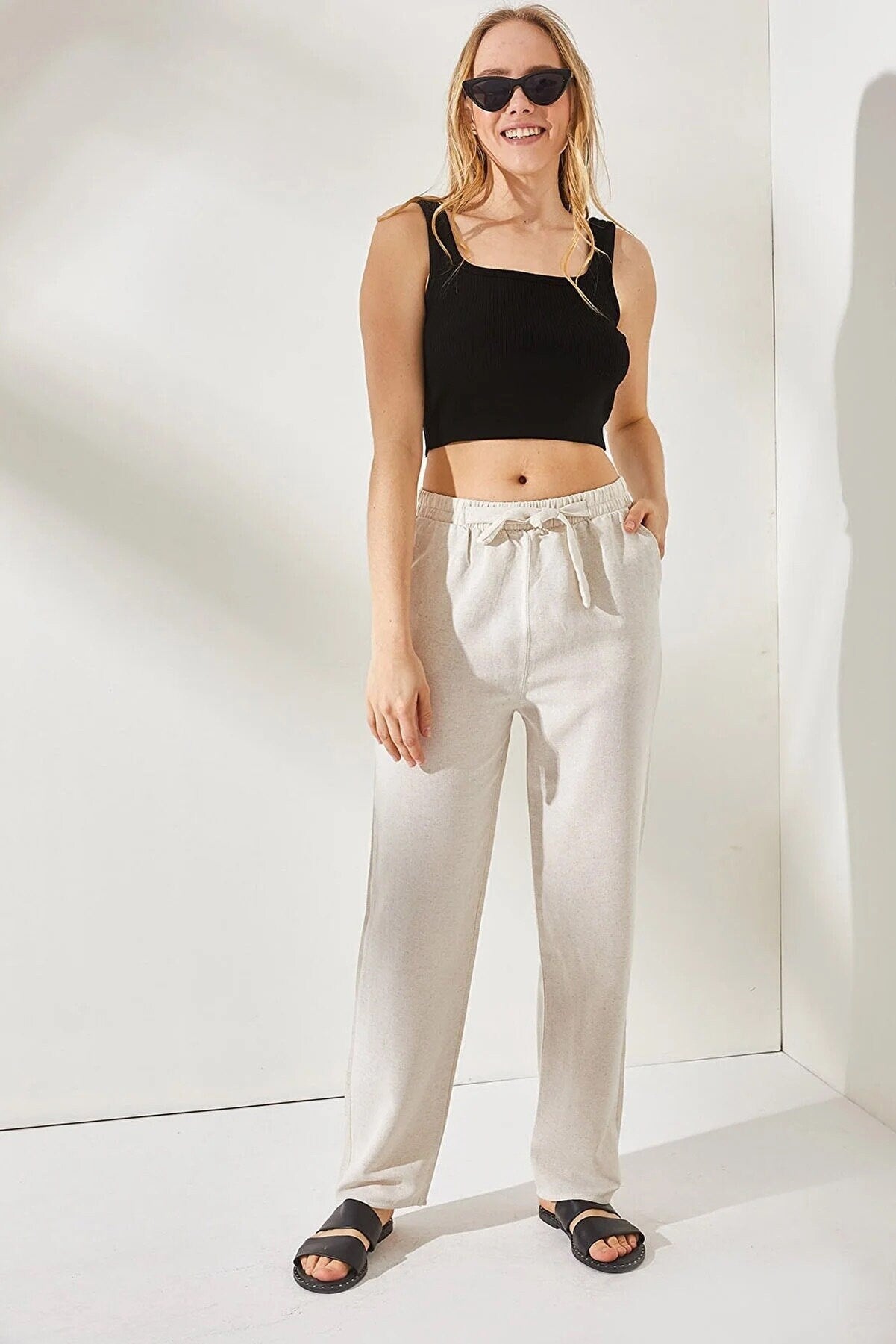 Ivory Linen Tapered Pants