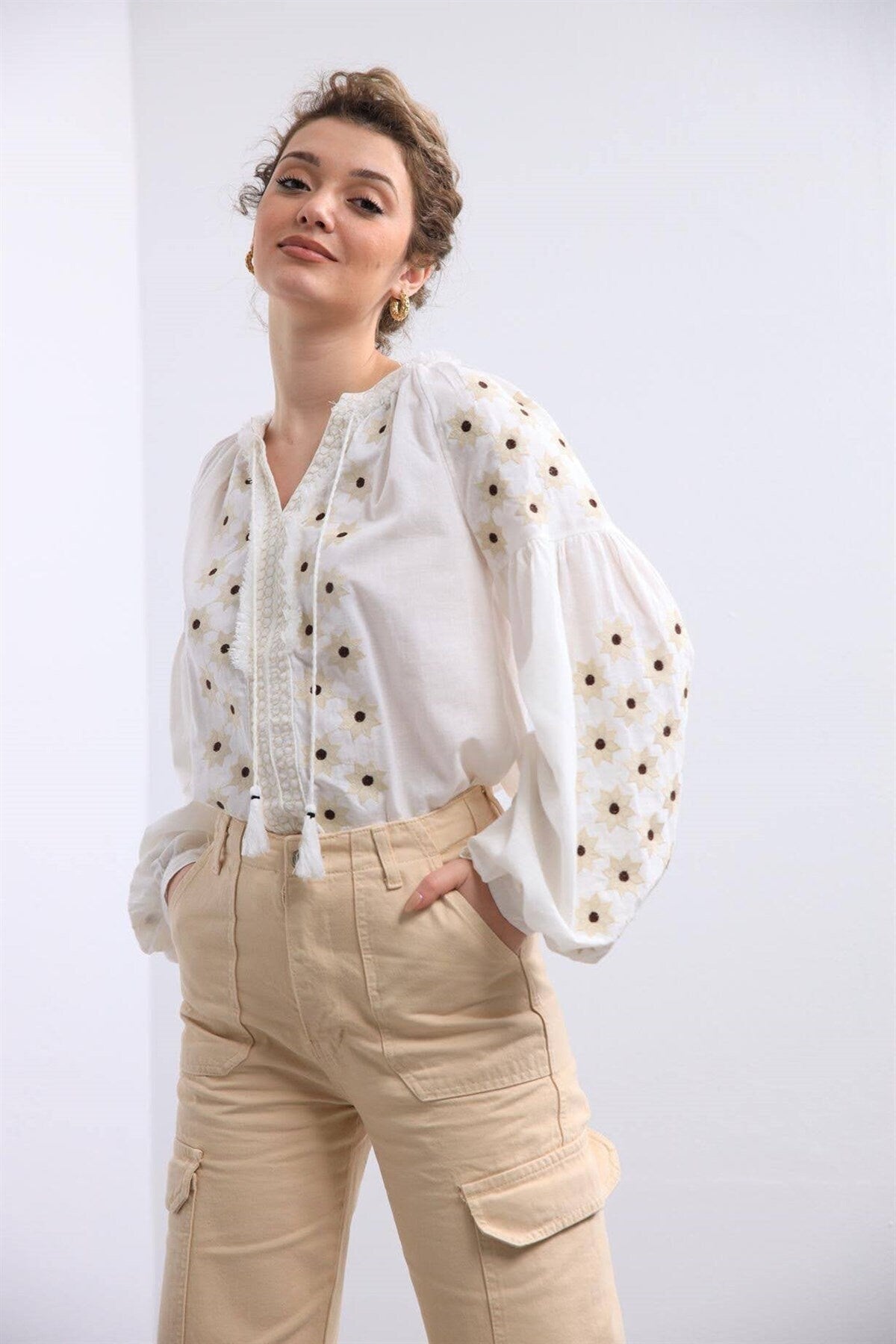 Ecru Floral Star Embroidered Ukrainian Blouse