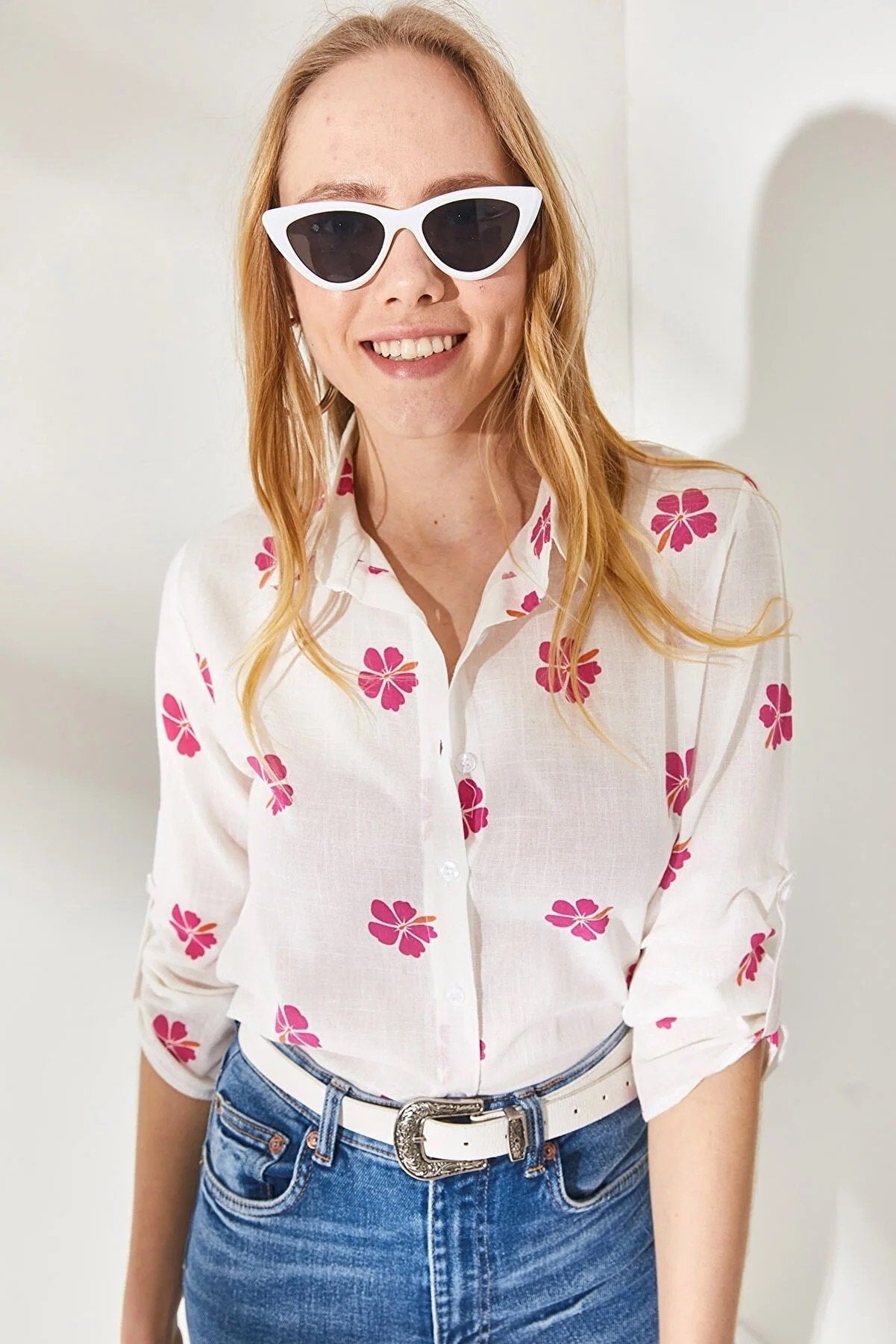 Verona Pink Clover Linen Long Sleeve Button Down Shirt