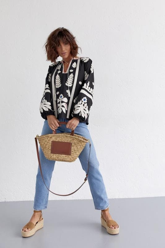 Black Ethnic Embroidered Cotton Vyshyvanka