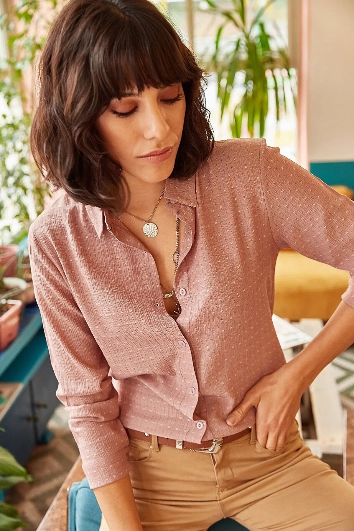 Roze designer overhemd met lange mouwen en knoopjes