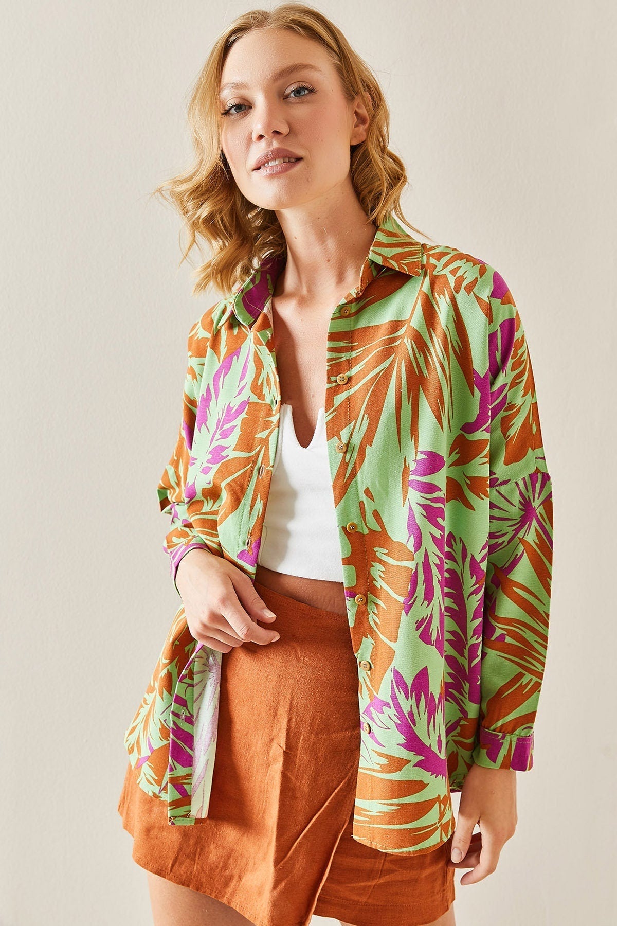 Lola Green Fuchsia Design Linen-Blend Shirt