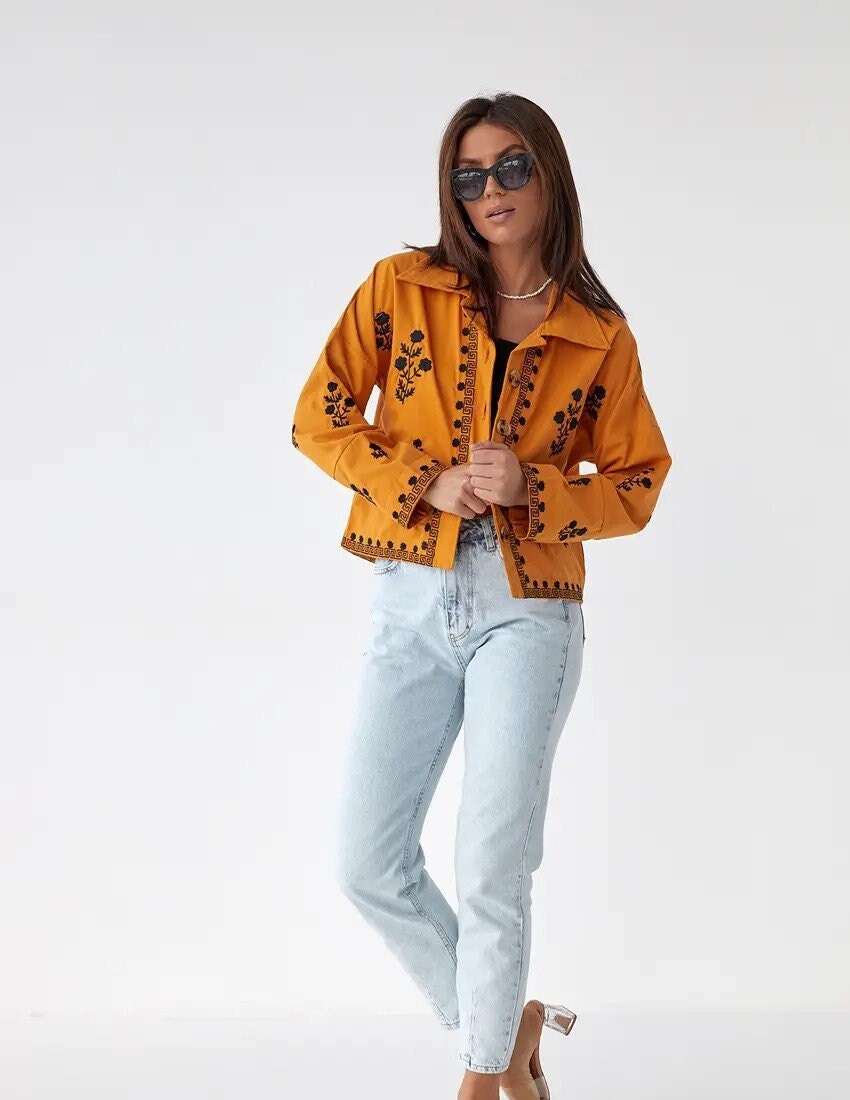 White Embroidered Cotton Jacket