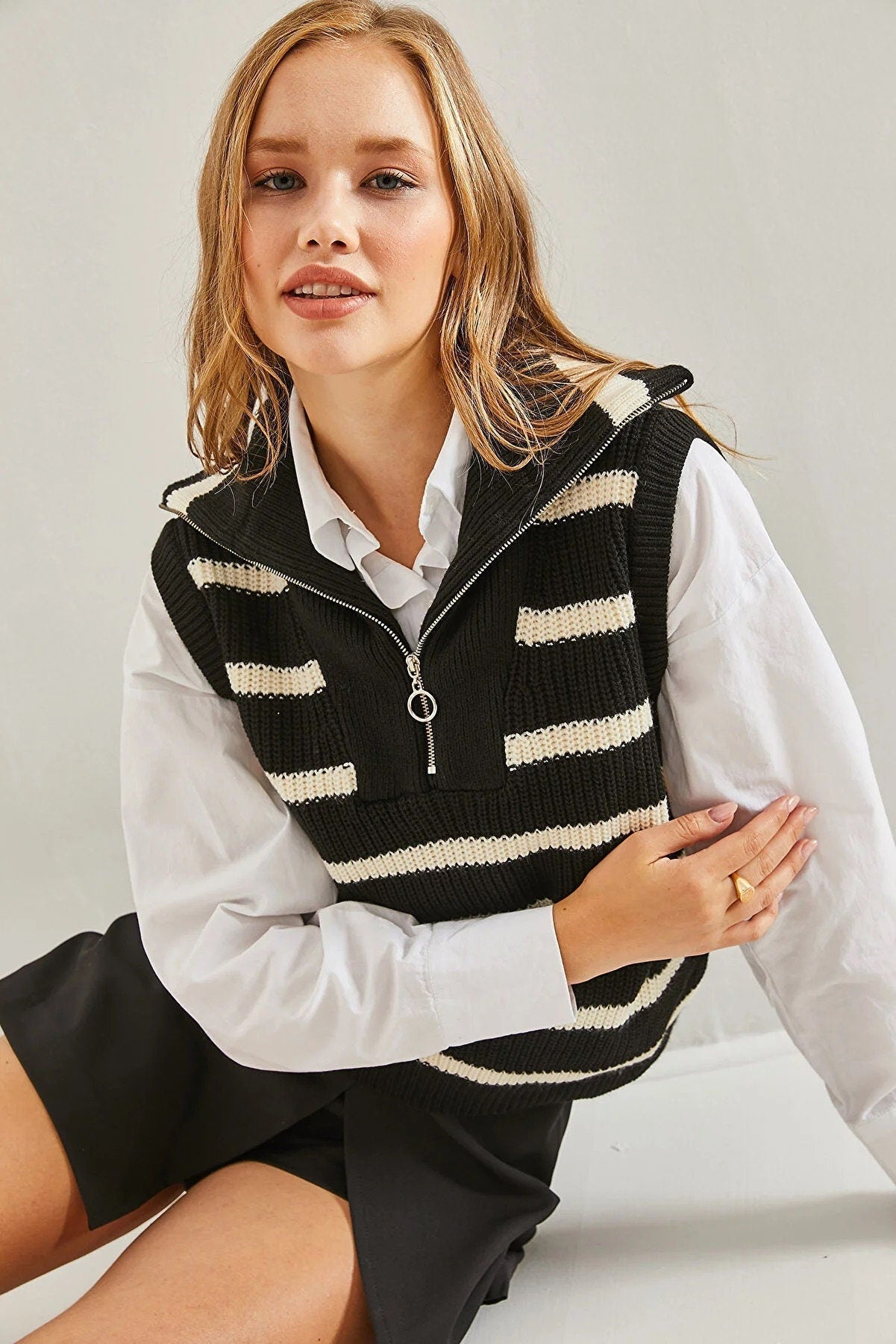 Andrea Black Mod Monochrome Knit Vest