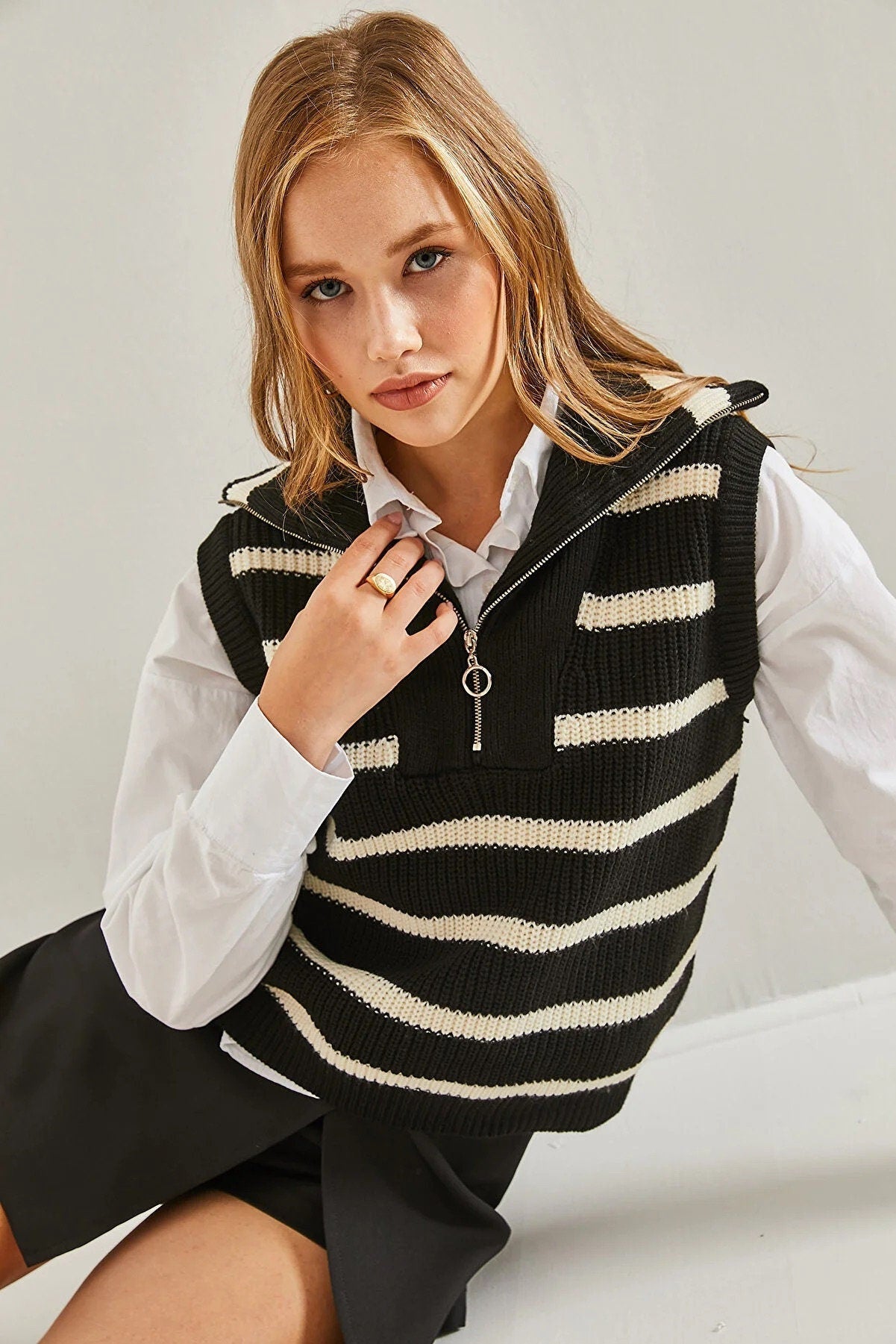 Andrea Black Mod Monochrome Knit Vest