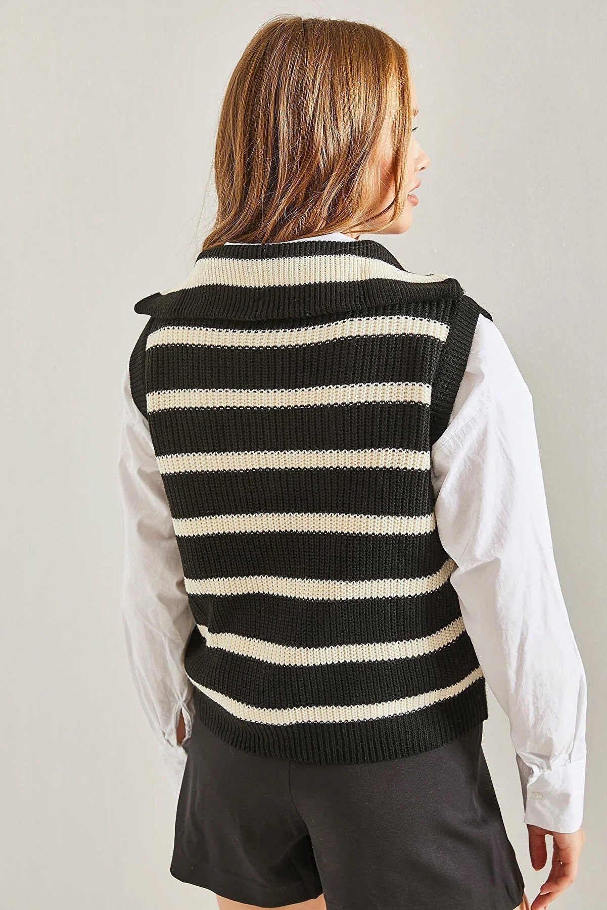 Andrea Black Mod Monochrome Knit Vest