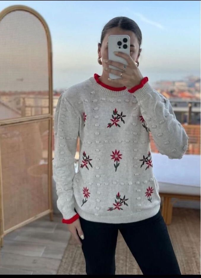 Red Embroidered Knitted Sweater