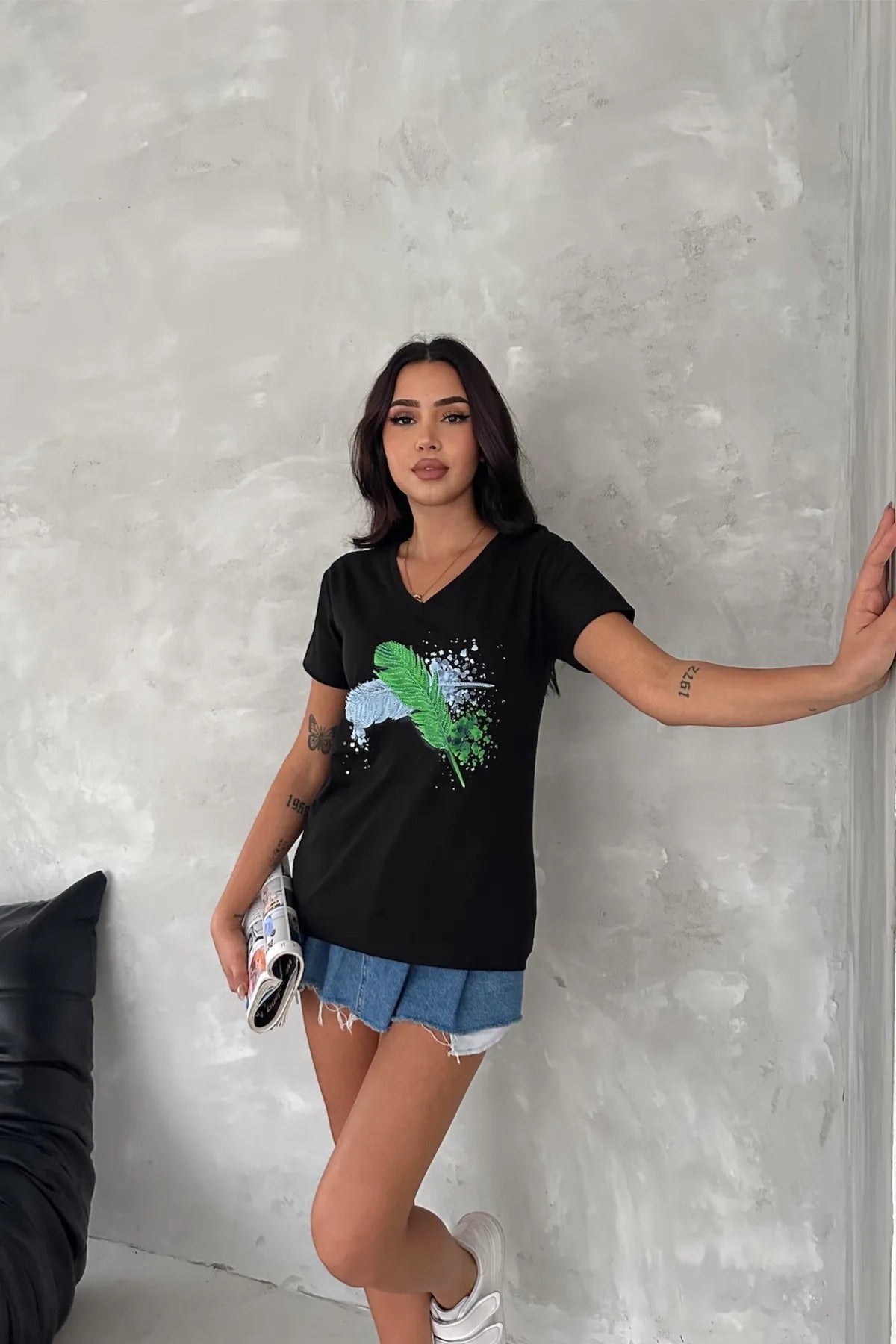Leaf Sequin Cotton Short Sleeve T-Shirt - Black