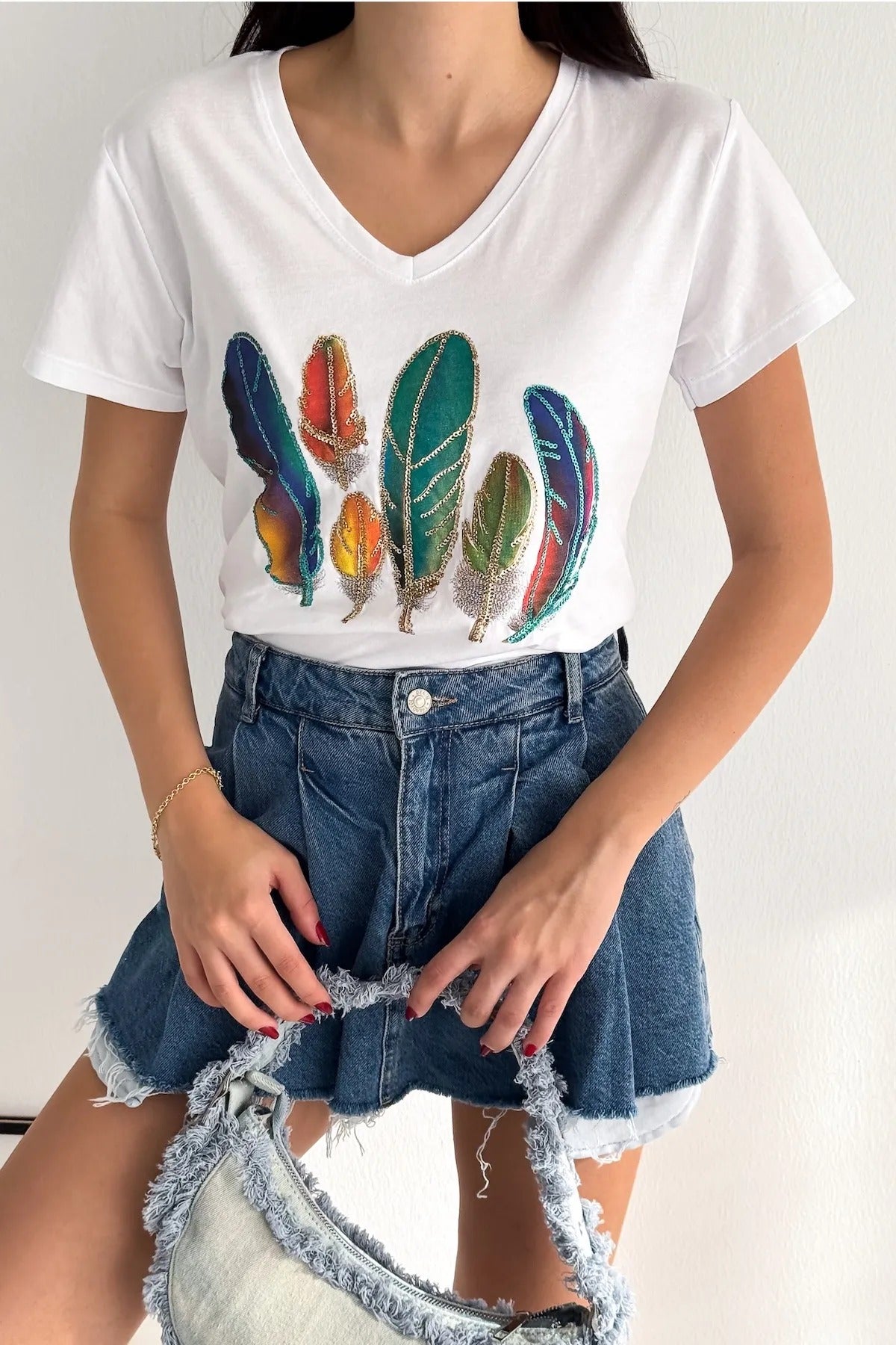Tilda Colorful Feather Sequin Cotton T-Shirt - White