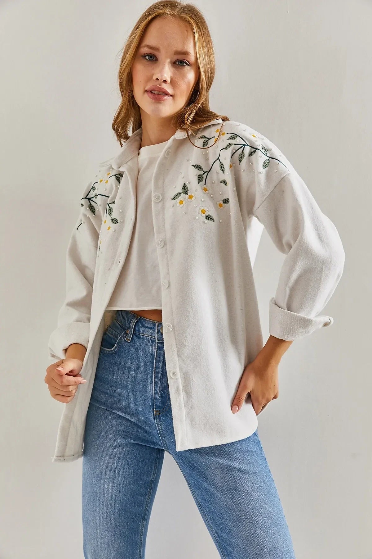 Lavender Cotton Daisy Embroidered Shaket