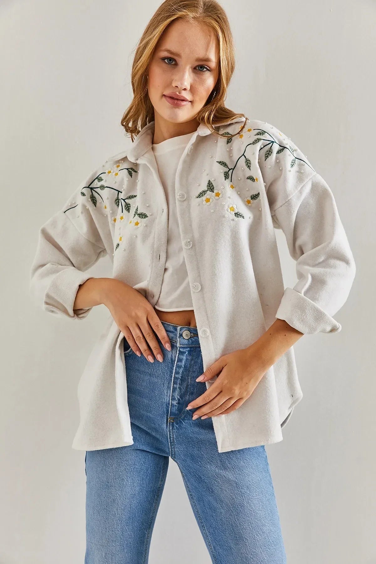 Lavender Cotton Daisy Embroidered Shaket