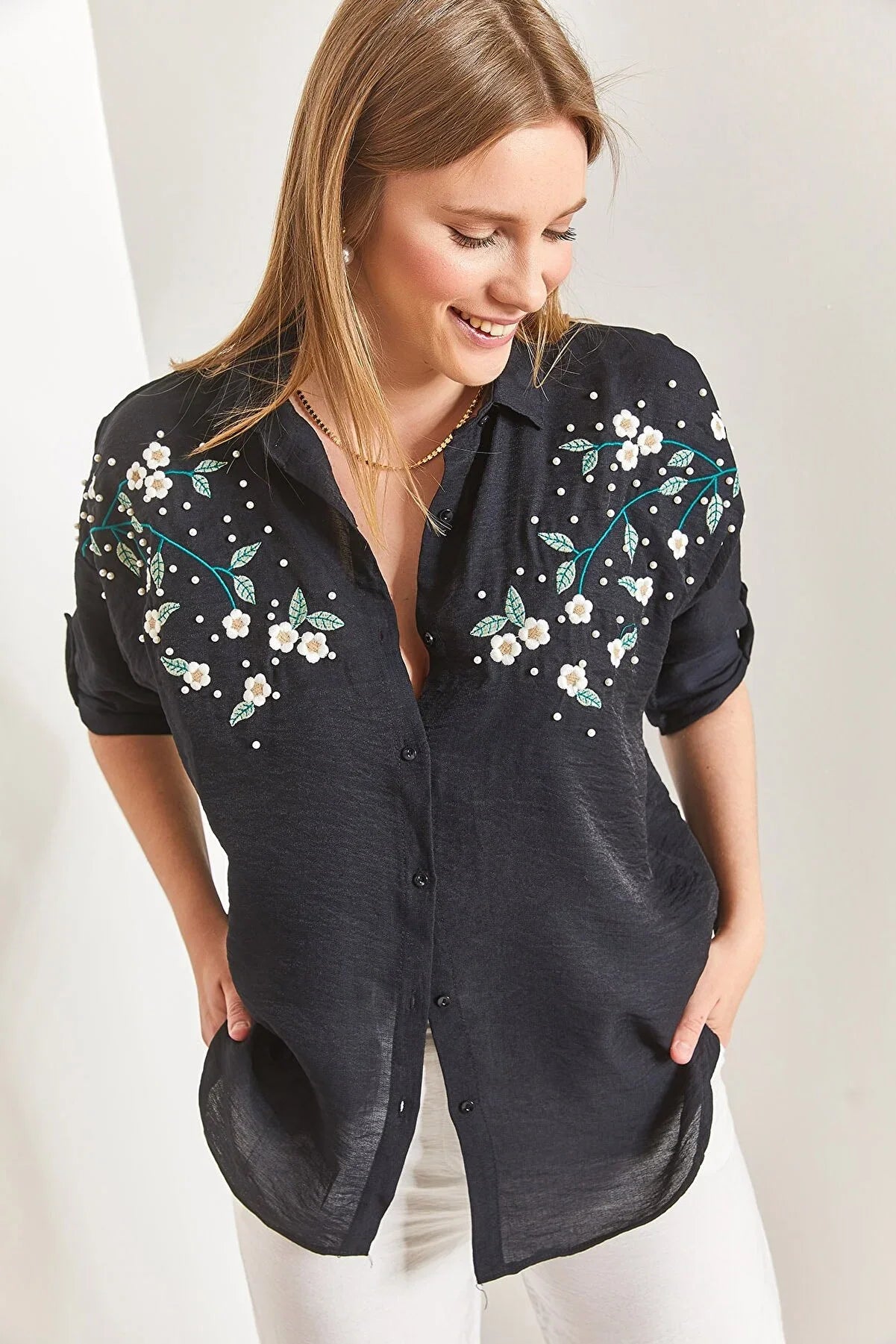 Daisy Embroidered Blouse