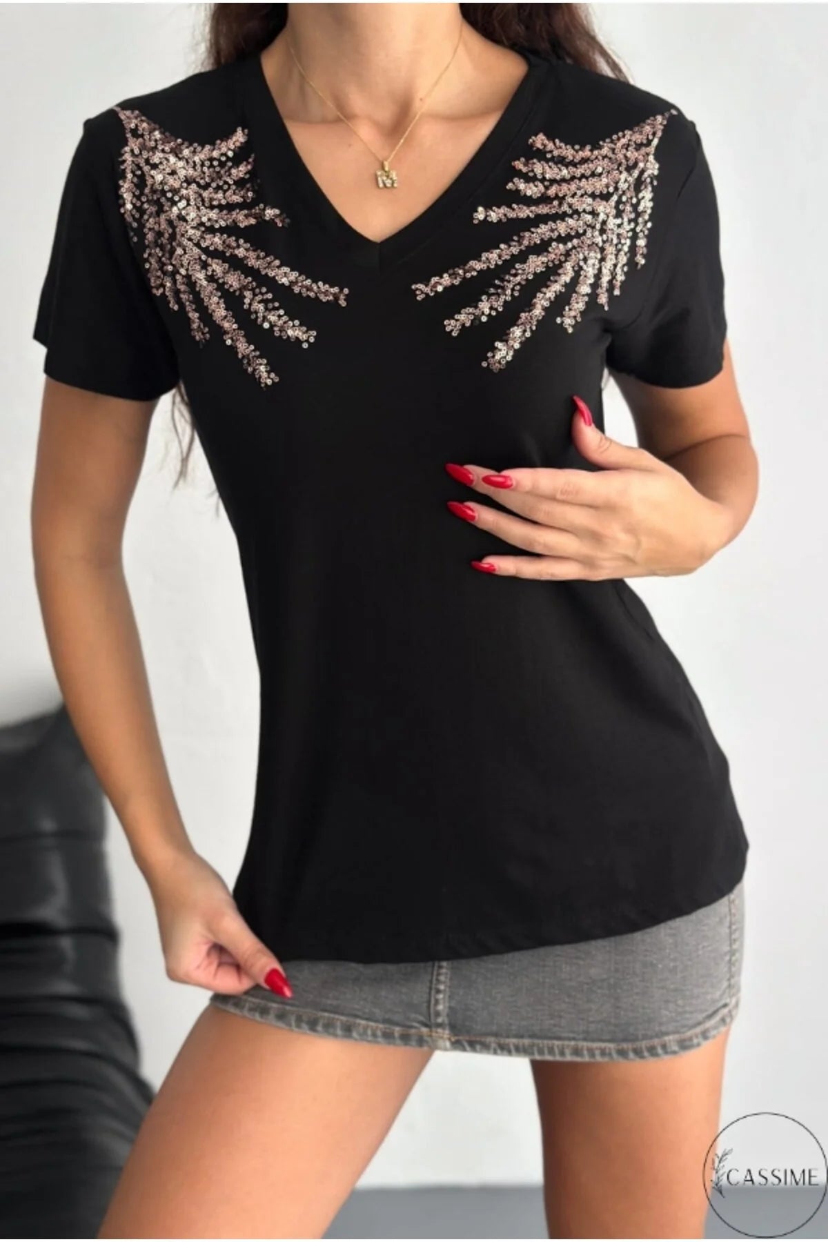 Tilda Black Shoulder Detail Leaf Design Cotton T-Shirt