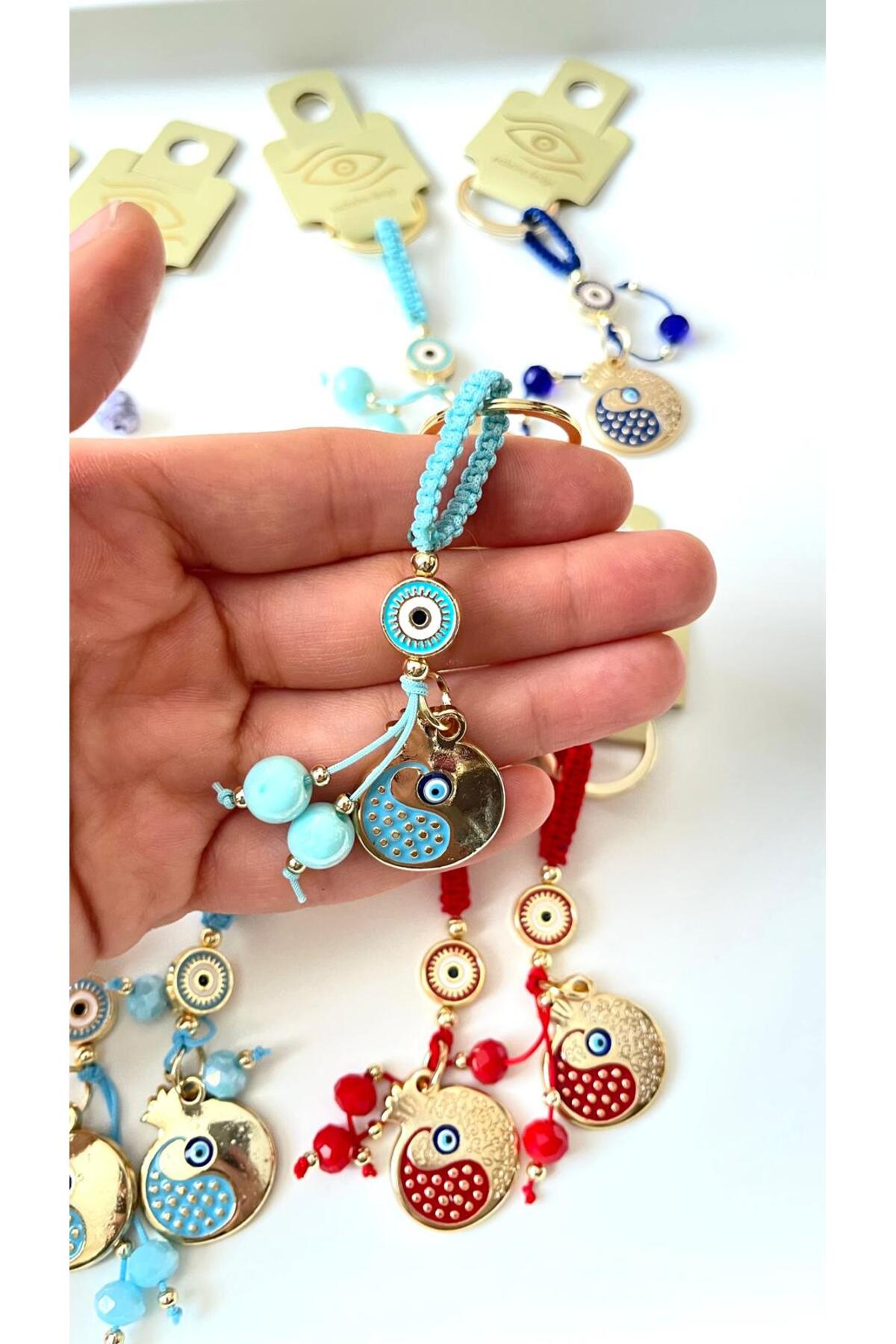 Bella Gold-Plated Animal Charm Keychain - Turquoise Pomegranate Design