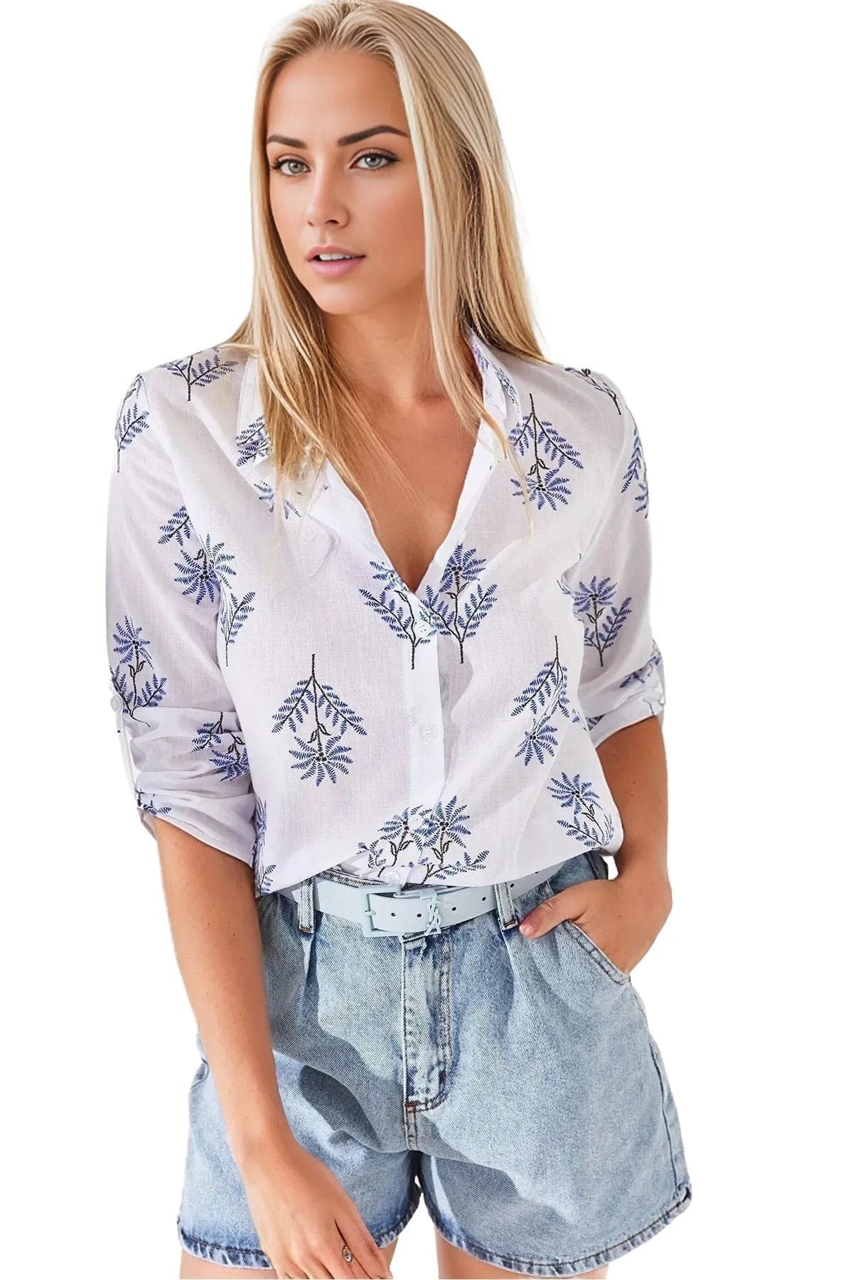 Robyn Women's Cotton Blend Roll-Sleeve Button-Up Shirt - Blue Pinwheel