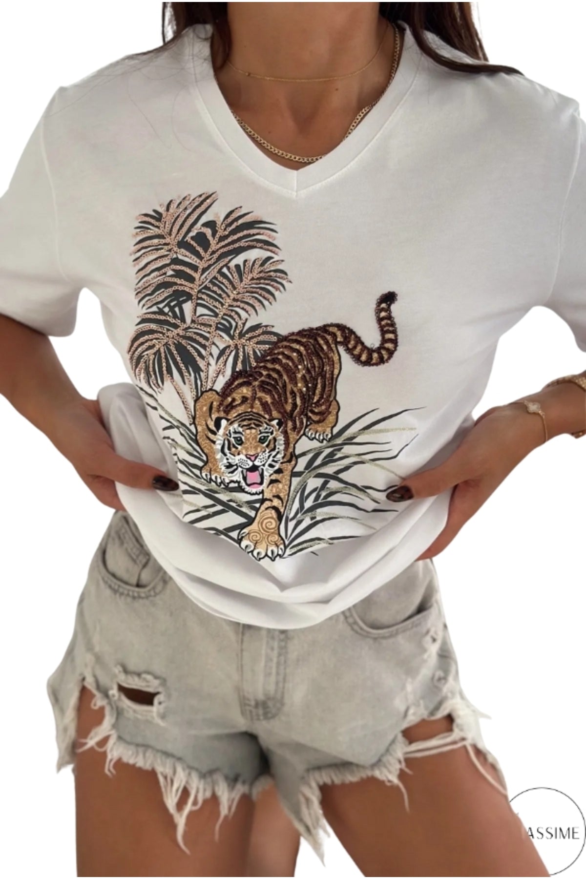 Sophie Women's Cotton Embellished V-Neck T-Shirt - White Leopard Print