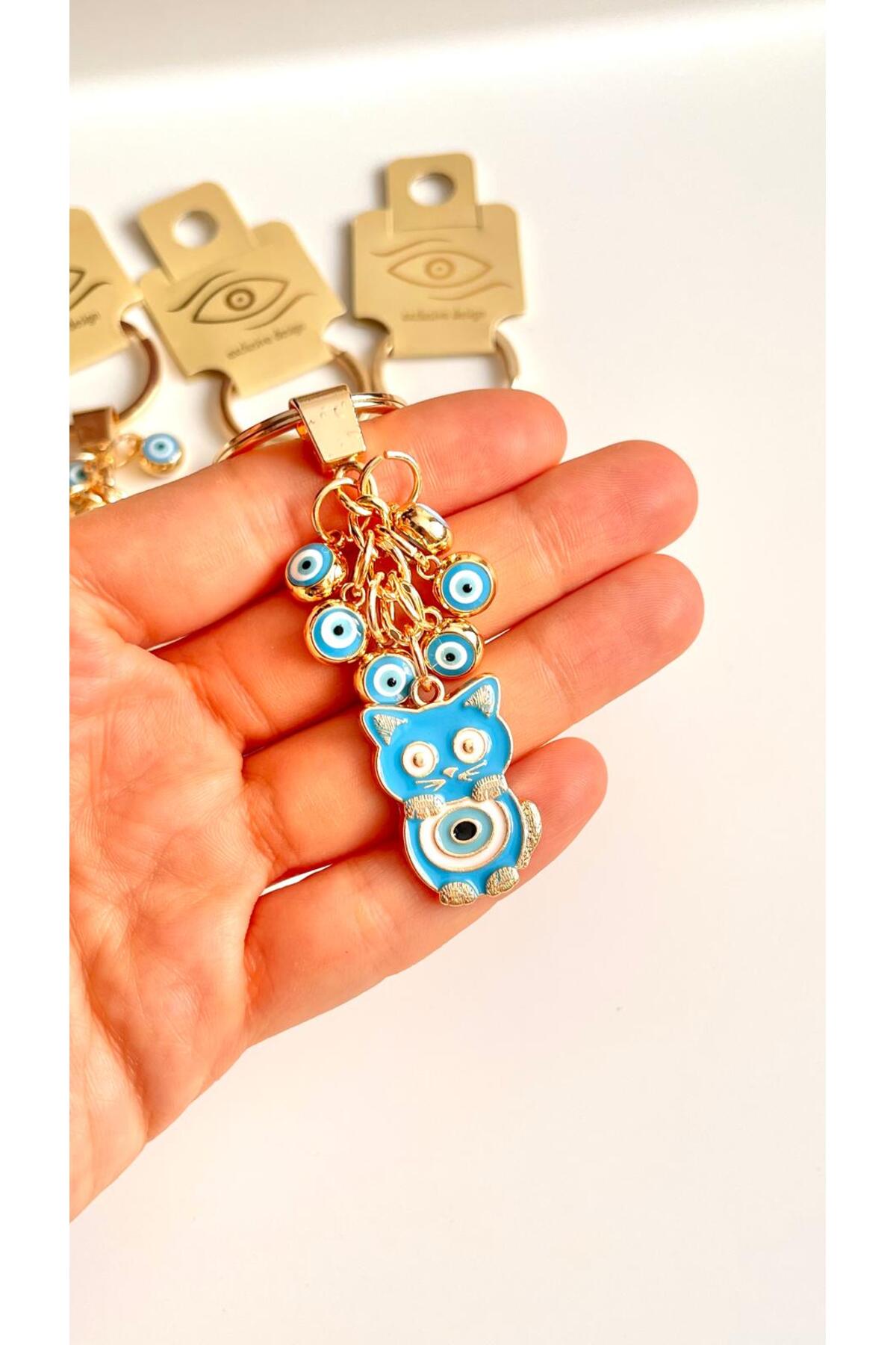 Madeleine Dangling Evil Eye Keychain - Blue Cat Design