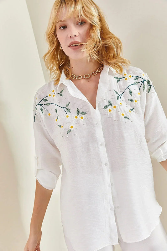 Daisy Embroidered Blouse