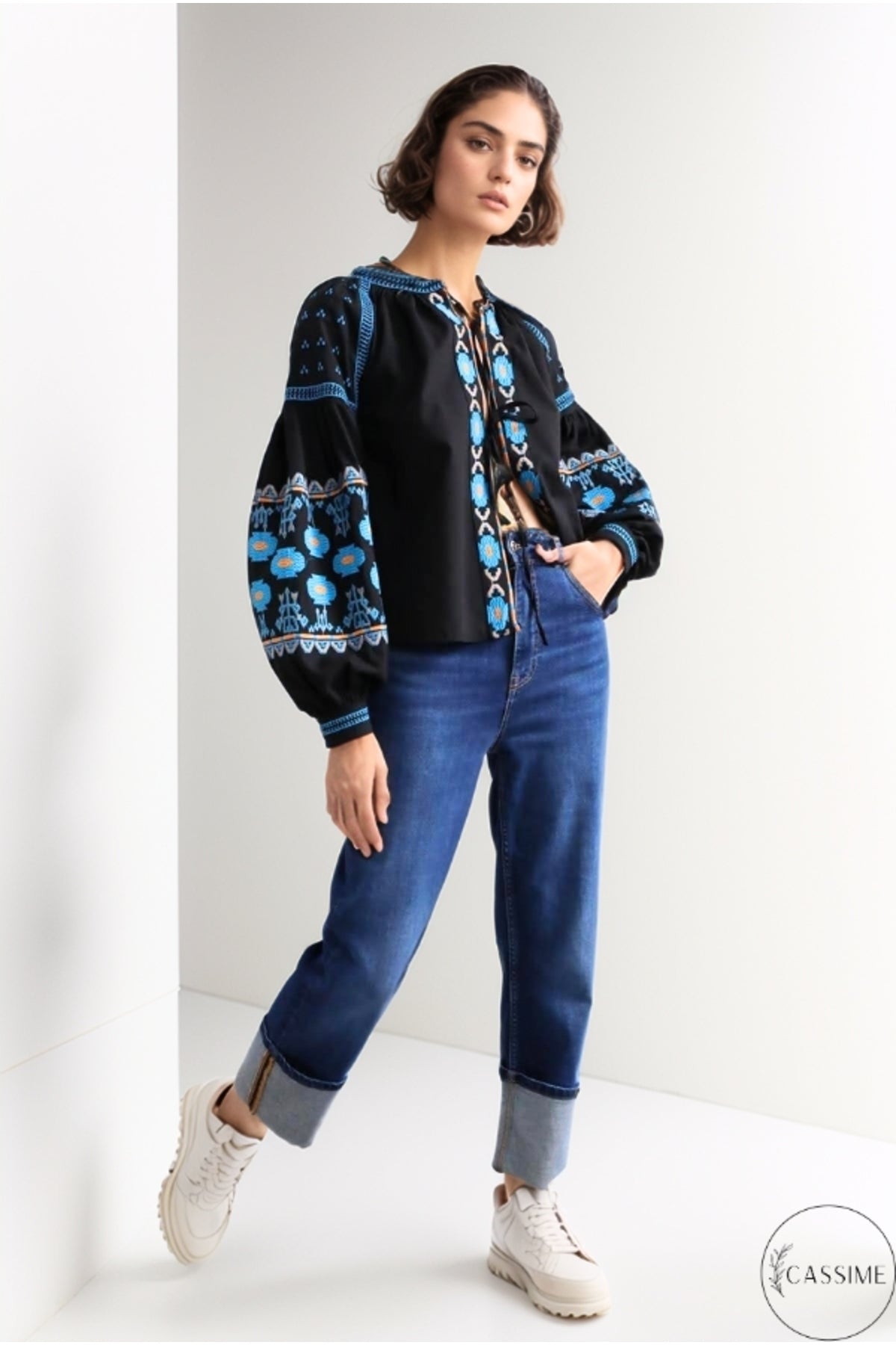 Fiona Women's Boho Print Balloon Sleeve Tie Jacket - Black
