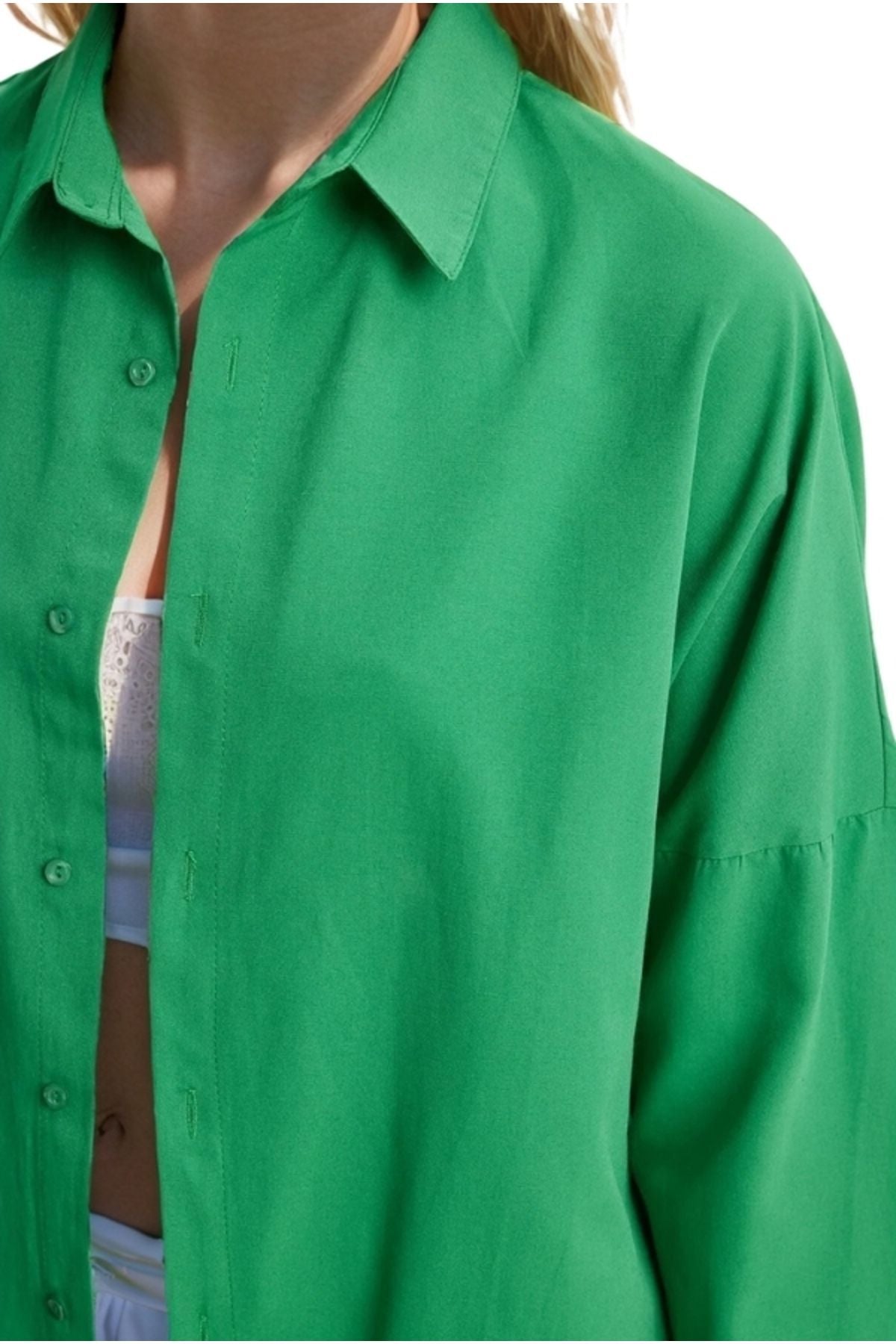 Melissa Women's Oversized Longline Shirt - Grass Green