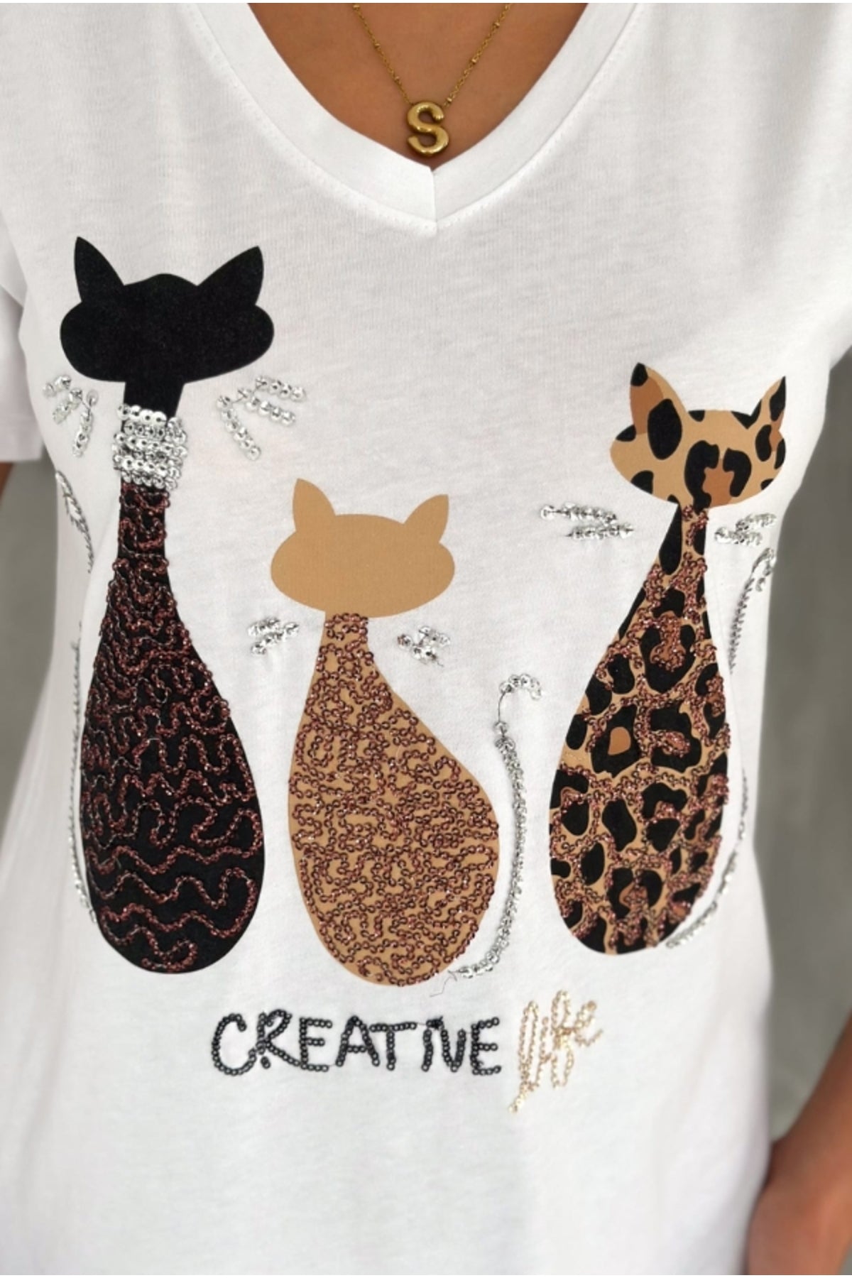 Olivia Women's Cotton Plus Size Embellished V-Neck T-Shirt - Leopard Three Cats with Sequins