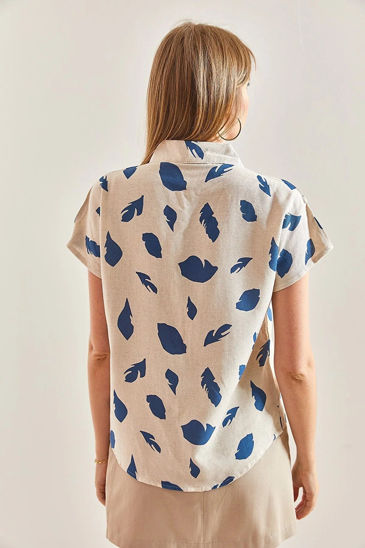 Blue Leaf Linen Short Sleeve Blouse