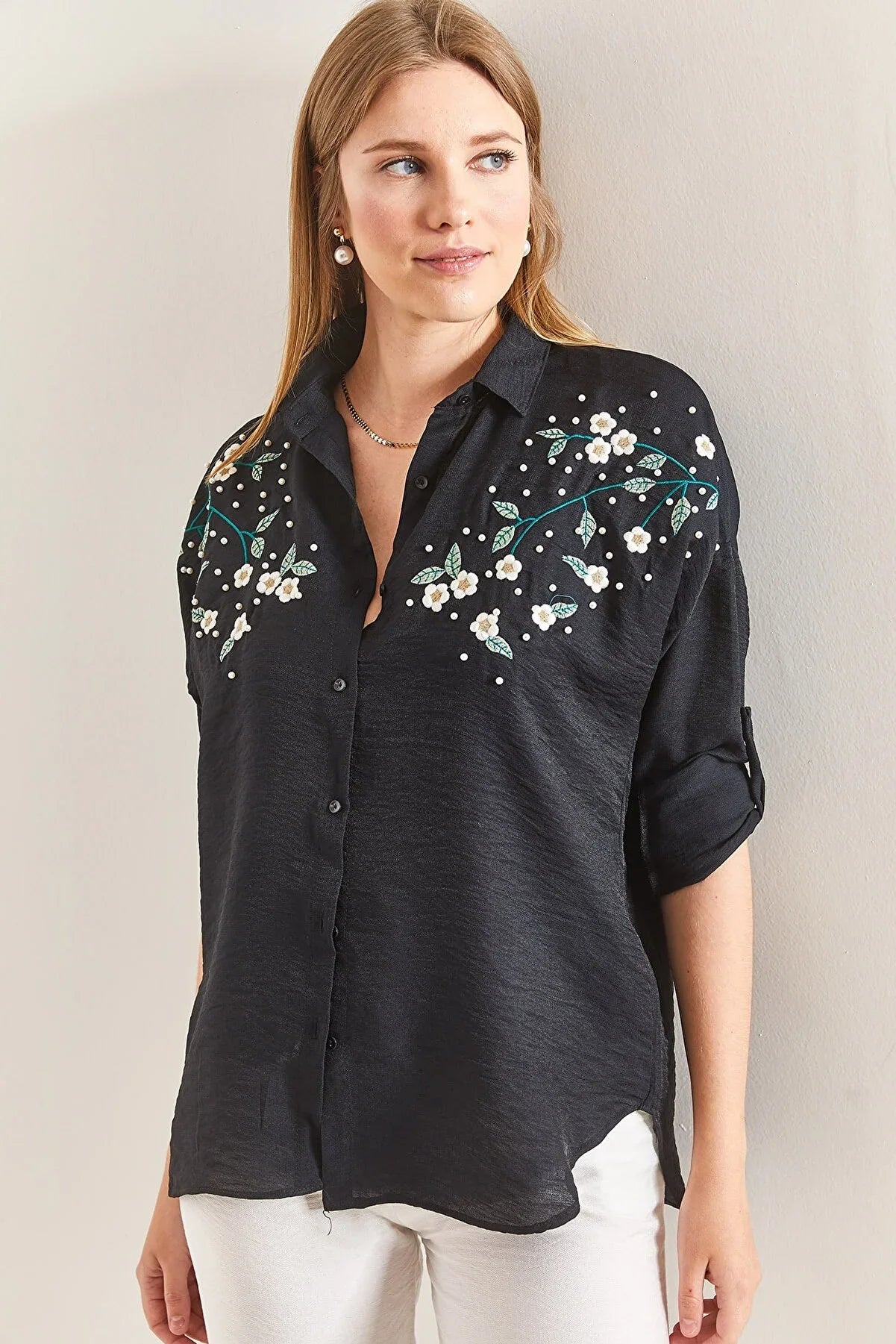 Daisy Embroidered Blouse