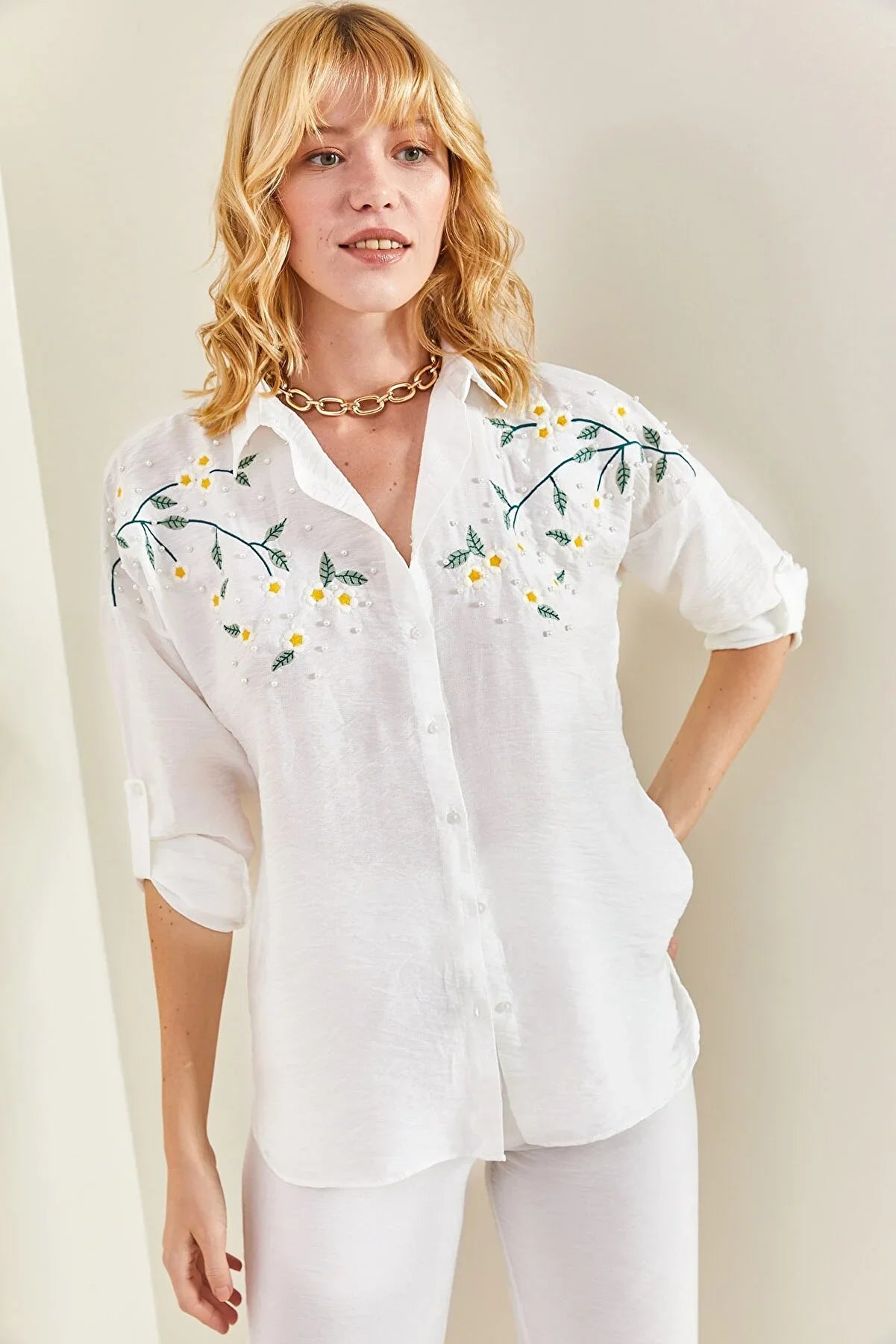 Daisy Embroidered Blouse