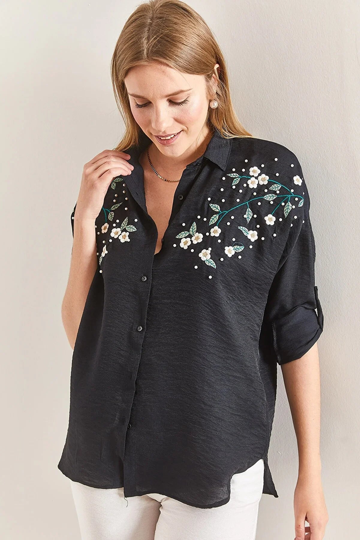 Daisy Embroidered Blouse