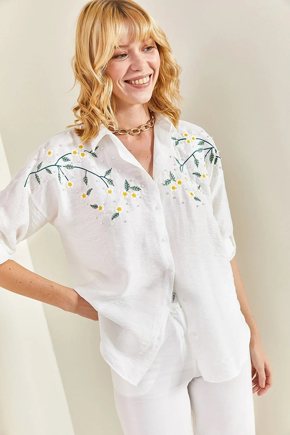 Daisy Embroidered Blouse