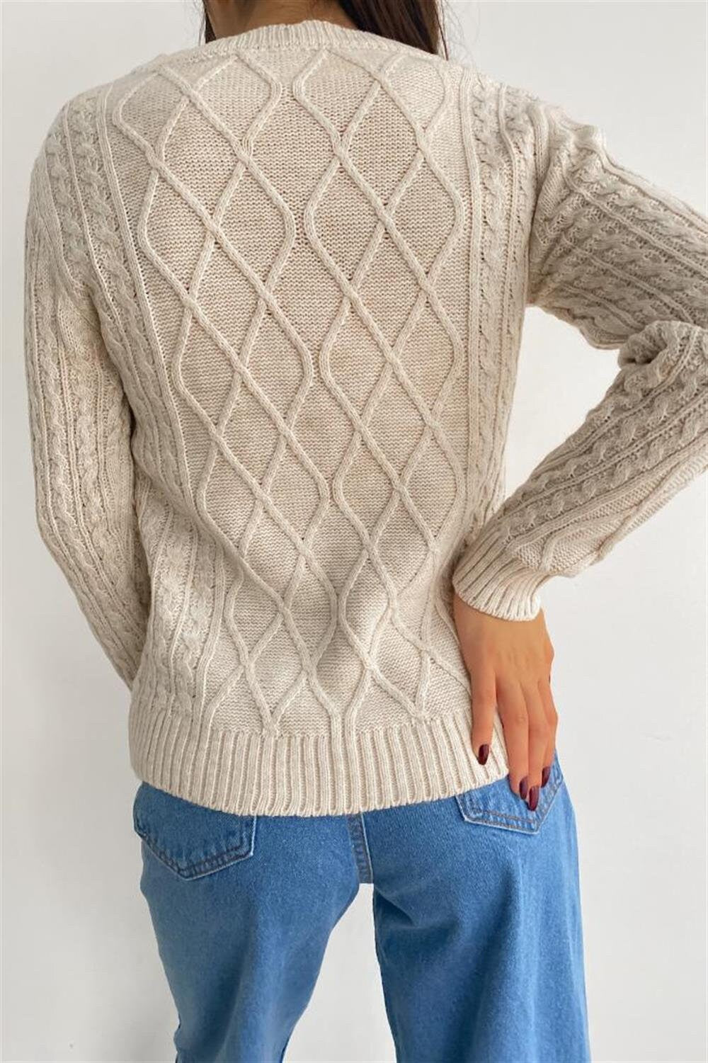 Floral Embroidered Beige Knitted Sweater