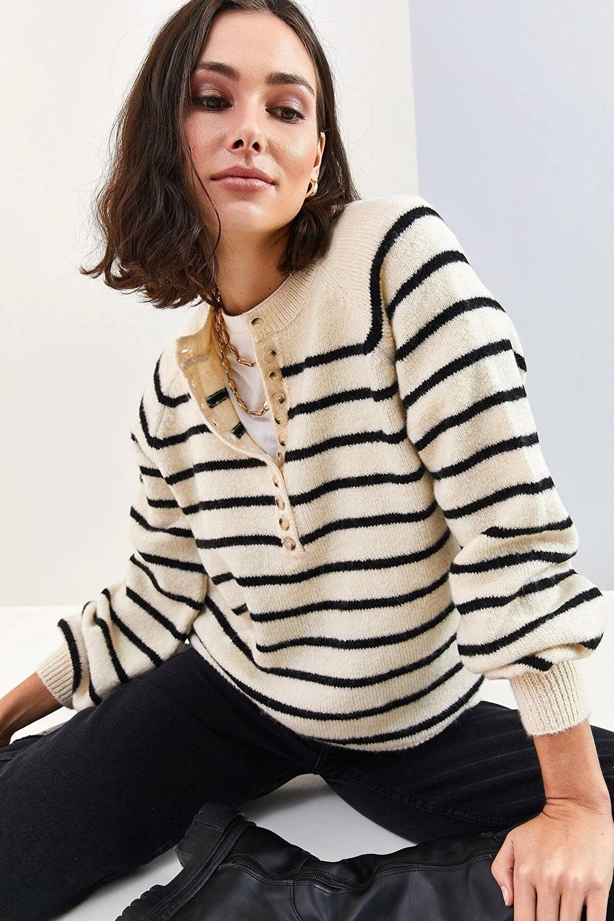 Striped Henley Pullover