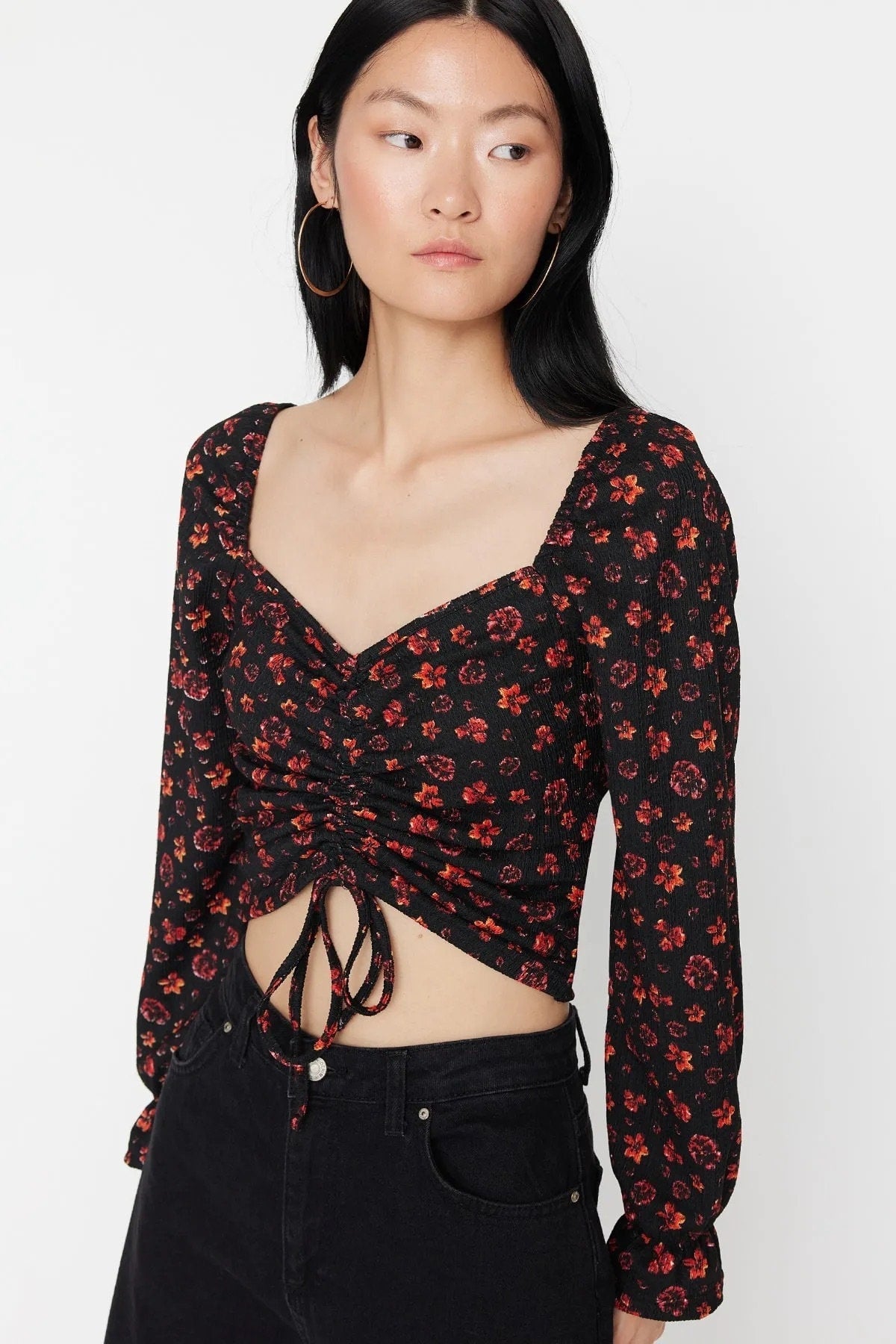 Black Floral Print Balloon Sleeve Heart Collar Blouse