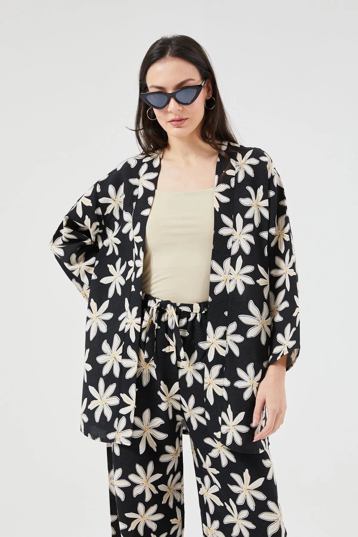 Black Floral Linen Beach Kimono