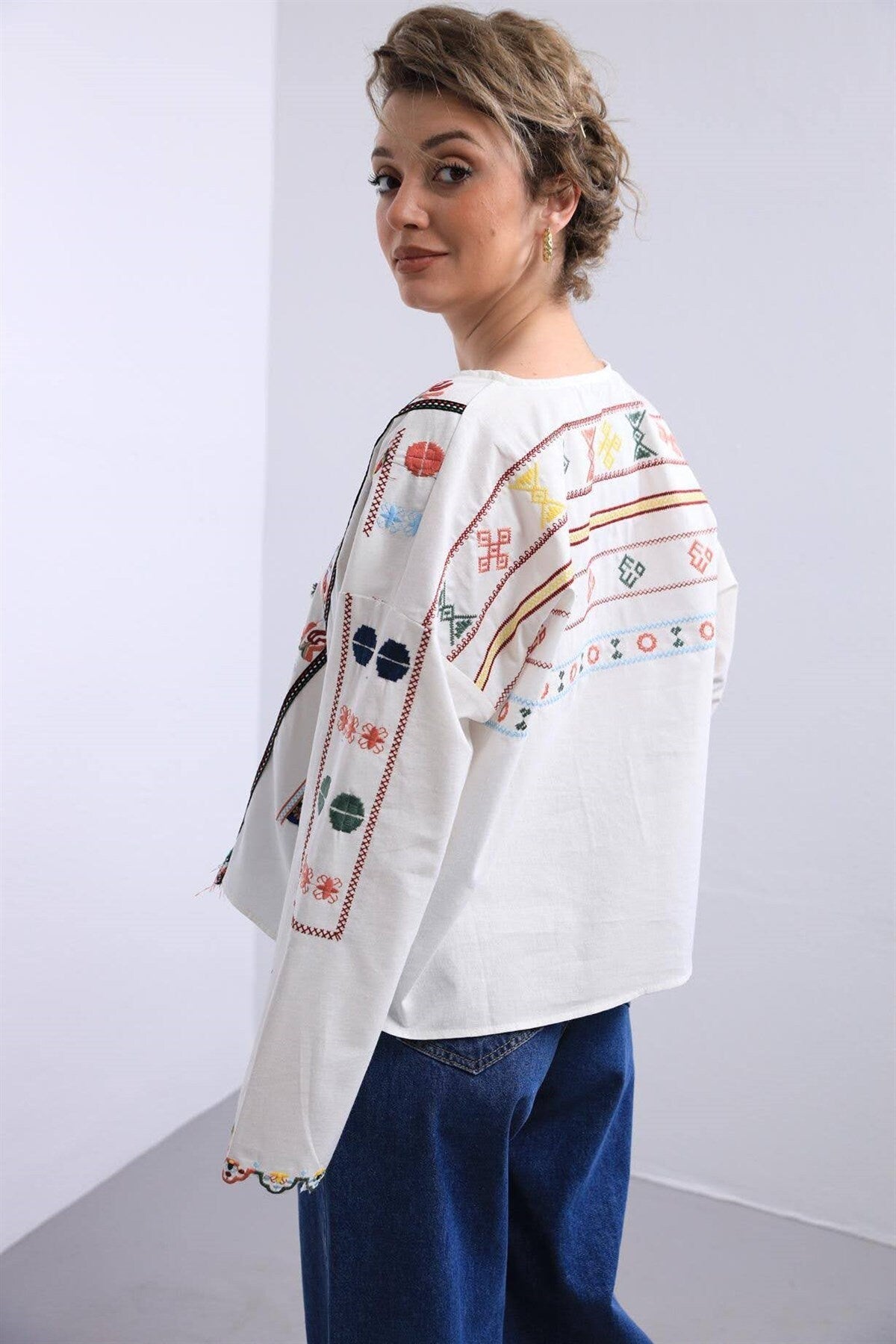 White Ethnic Boho Embroidered Blouse