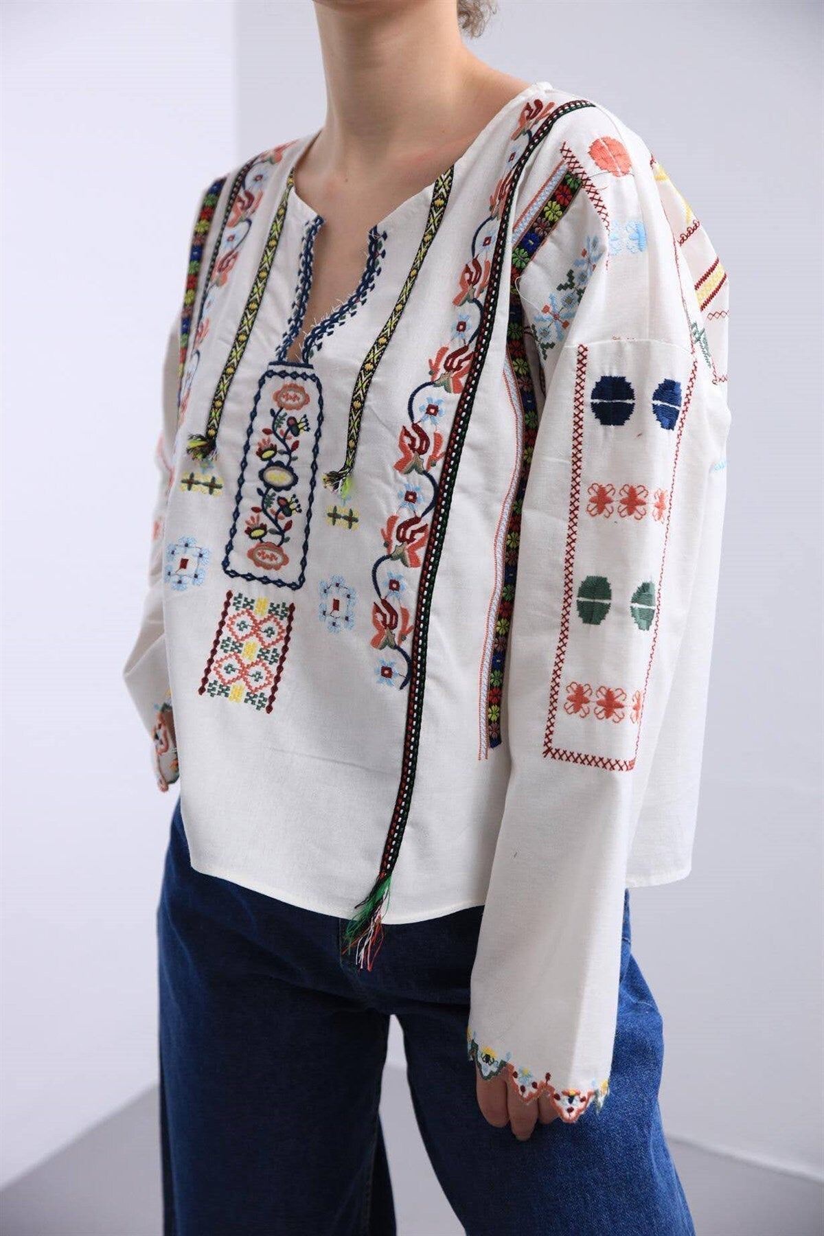 White Ethnic Boho Embroidered Blouse